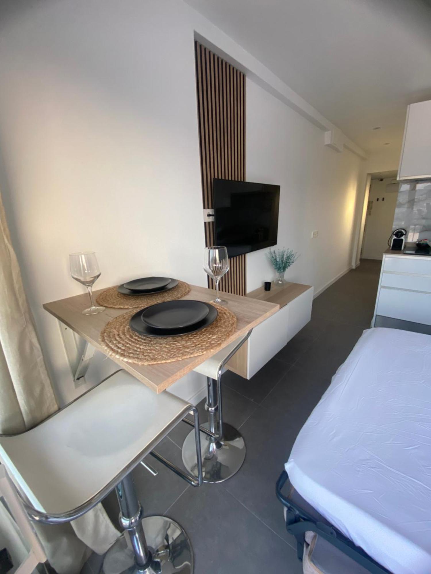 Moderno En Primera Linea De Playa Apartamento *