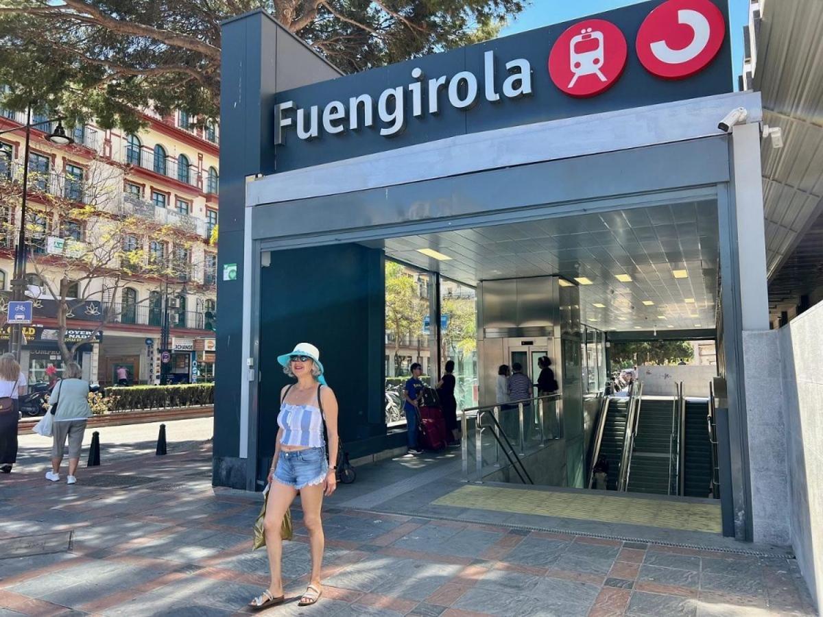 Fully Renovated In The Heart Of Fuengirola, 2 Min Walk To The Huoneisto