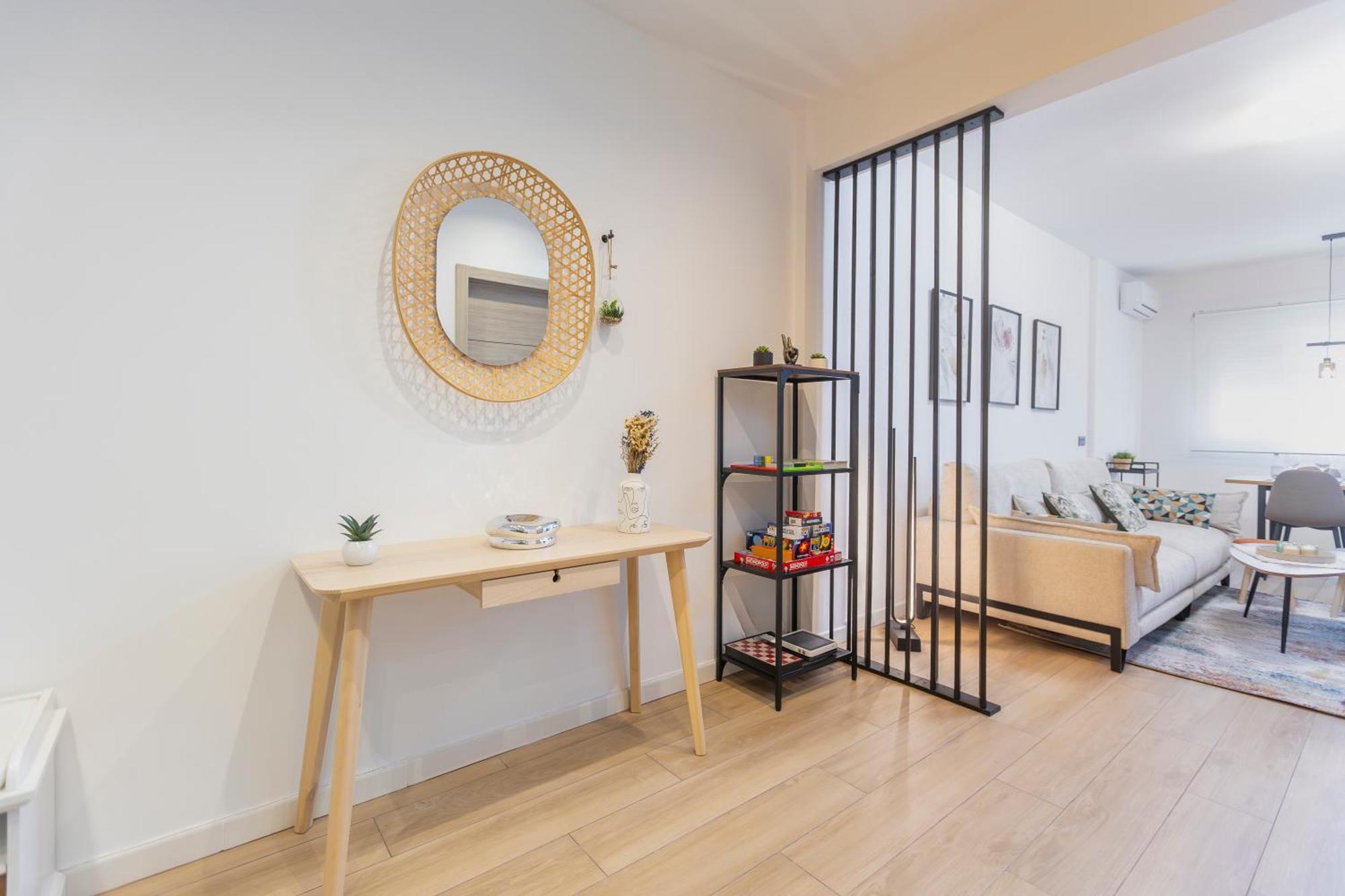 Fully Renovated In The Heart Of Fuengirola, 2 Min Walk To The *