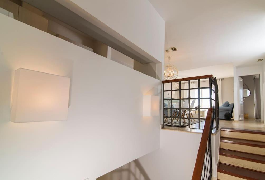 Sea Frontline Stylish House Huoneisto Fuengirola