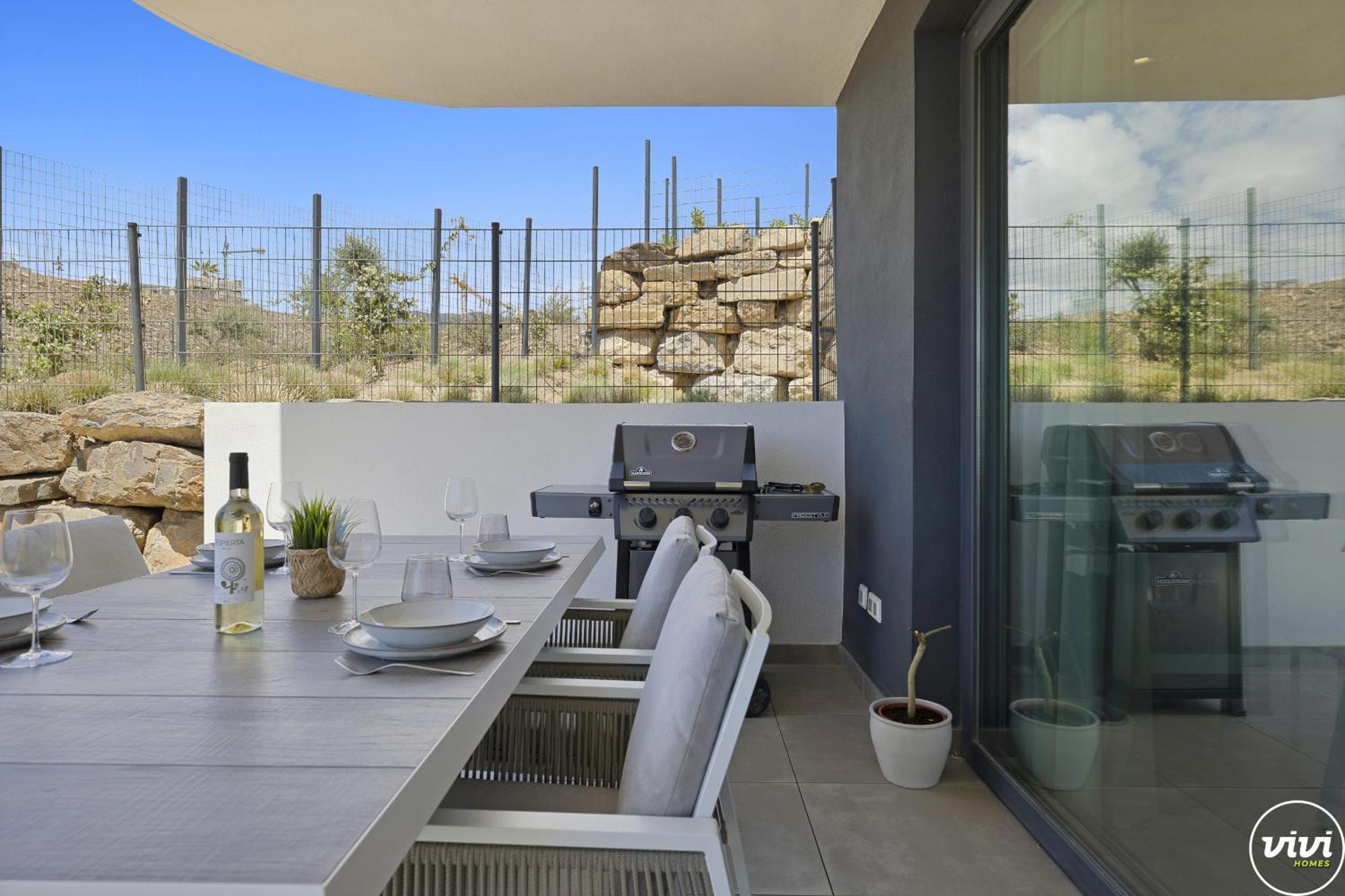 Vivi Homes - Levalin Wellness, Pool & Terrace Apartamento