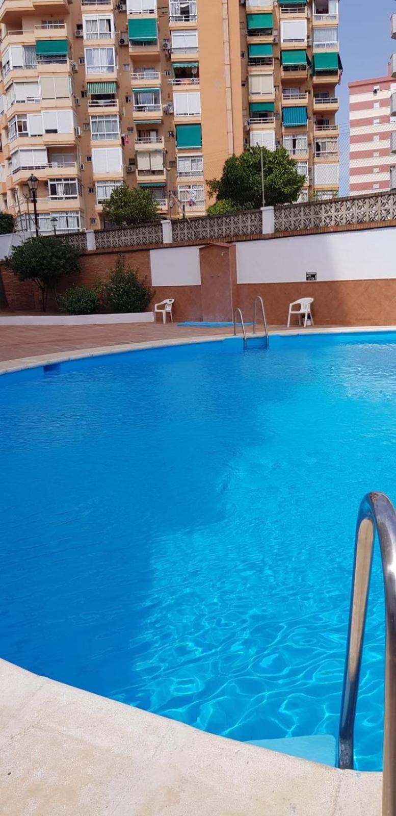 Bonito Con Piscina Apartamento *