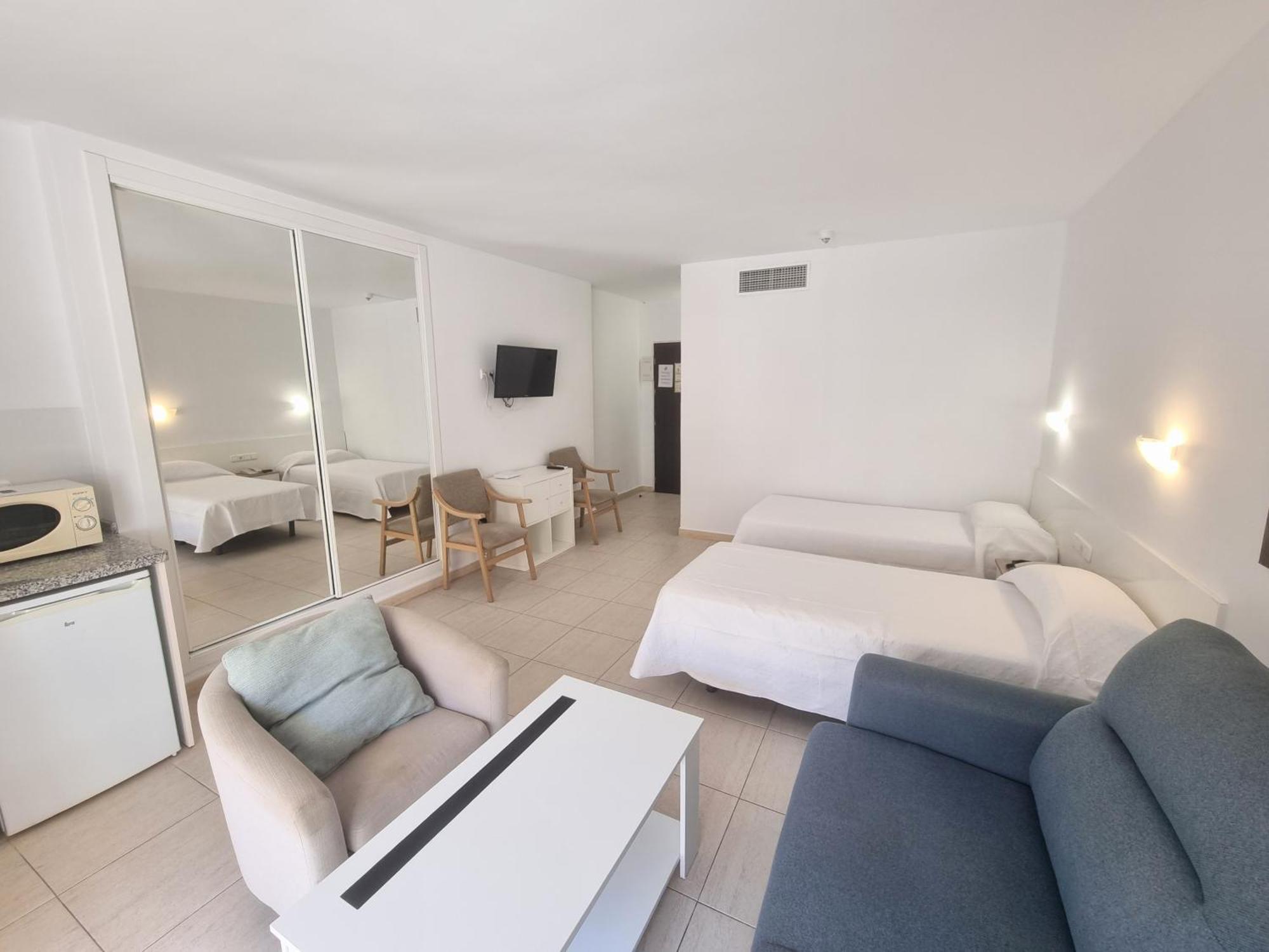 Apartment Pyr And Pool Ii Fuengirola