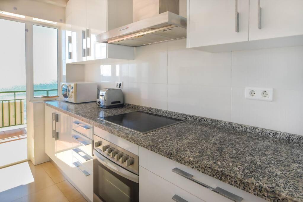 Apartment Over The Sea Amazing Views Beachfront *