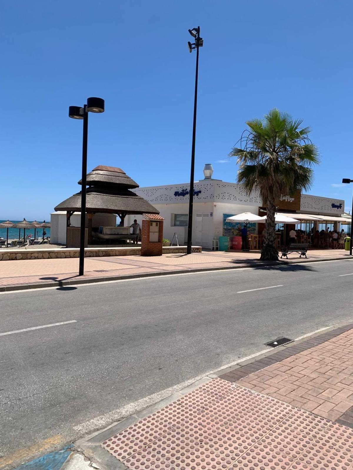 Beach De Luxe