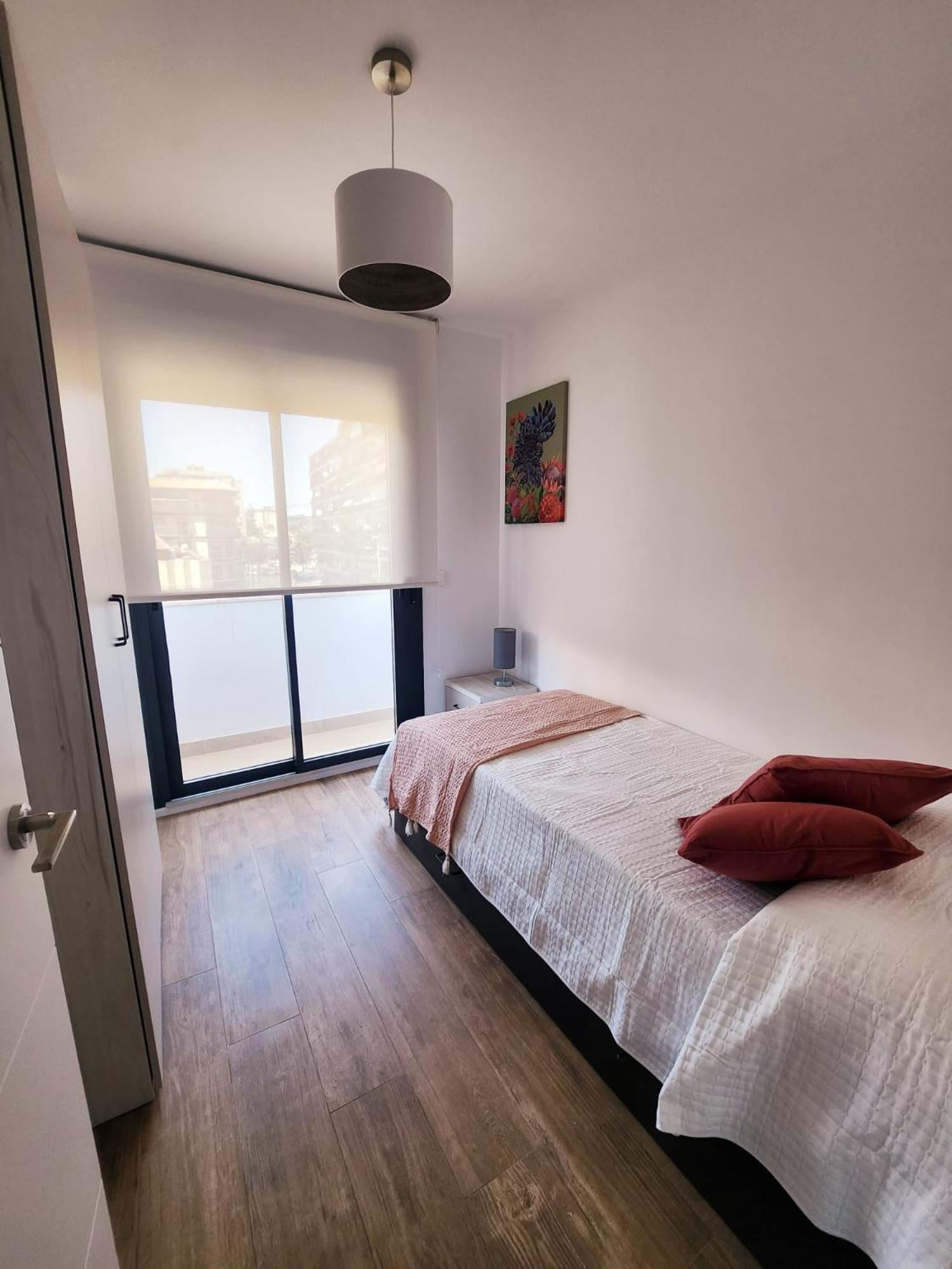 Novamar Apartamentos, Independientes Con Terraza, Dos Dormitorios, Salon Y Cocina Independiente, Ubicados En Centro De Y A La Playa, Wifi De Alta Velocidad * Fuengirola