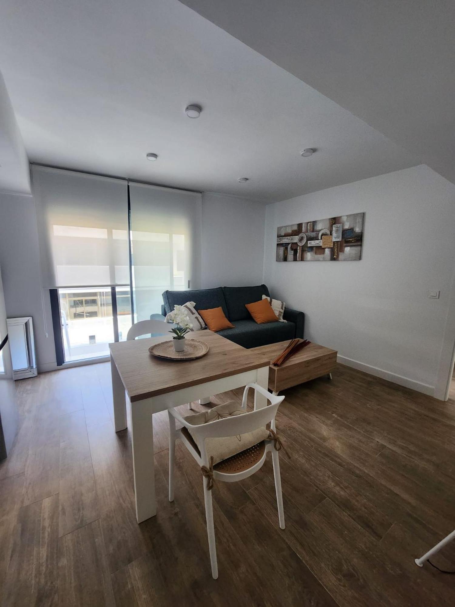 Novamar Apartamentos, Independientes Con Terraza, Dos Dormitorios, Salon Y Cocina Independiente, Ubicados En Centro De Y A La Playa, Wifi De Alta Velocidad * Fuengirola