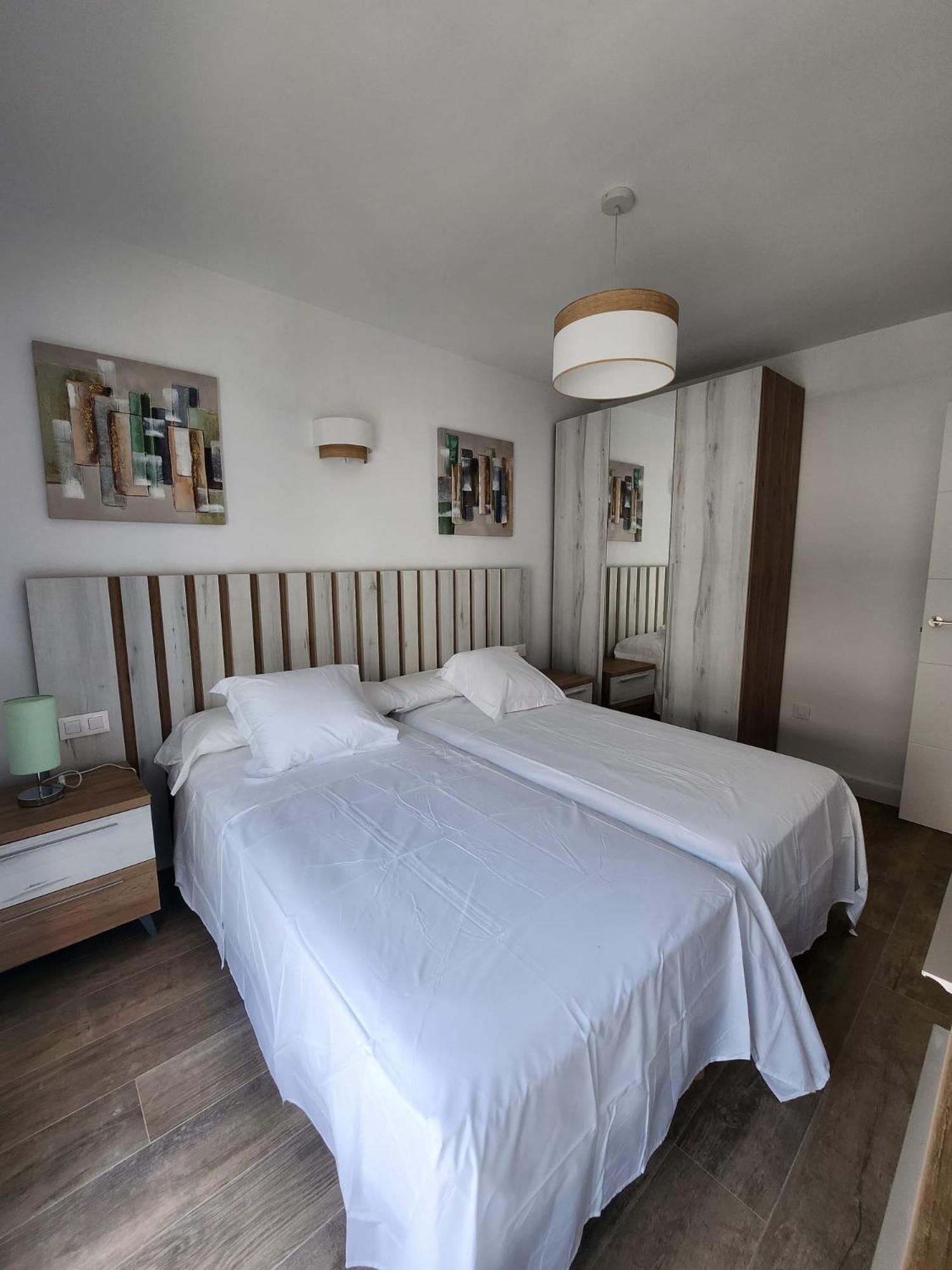 Novamar Apartamentos, Independientes Con Terraza, Dos Dormitorios, Salon Y Cocina Independiente, Ubicados En Centro De Y A La Playa, Wifi De Alta Velocidad Appartement Fuengirola