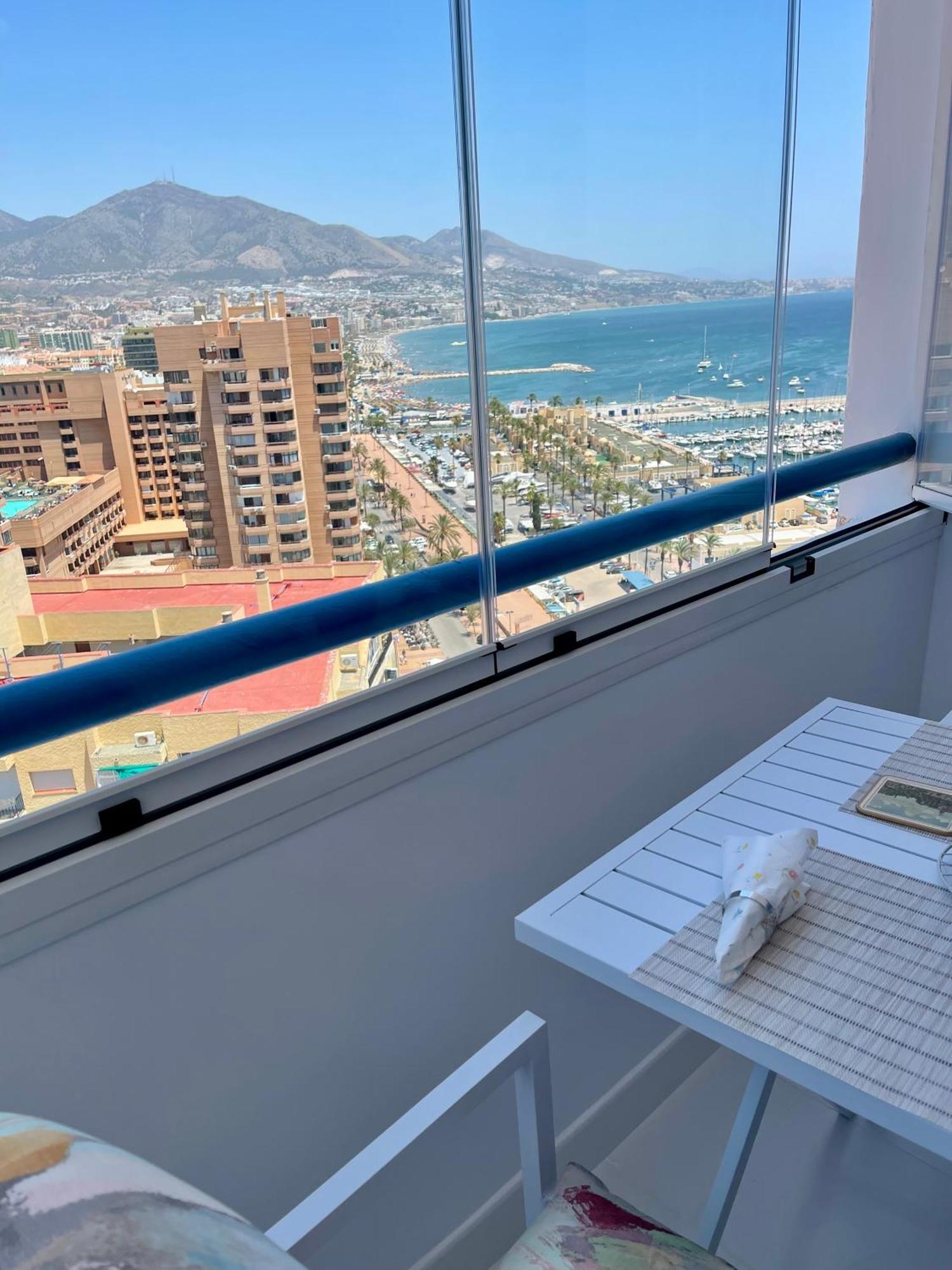 Apartment Sunny Beachside Retreat With Mountain And Sea Views *