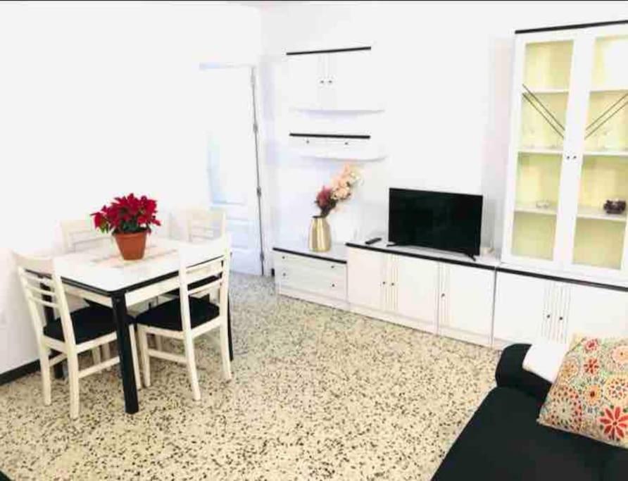 3 Bedrooms Flat-fuengirola Center-2 Min From