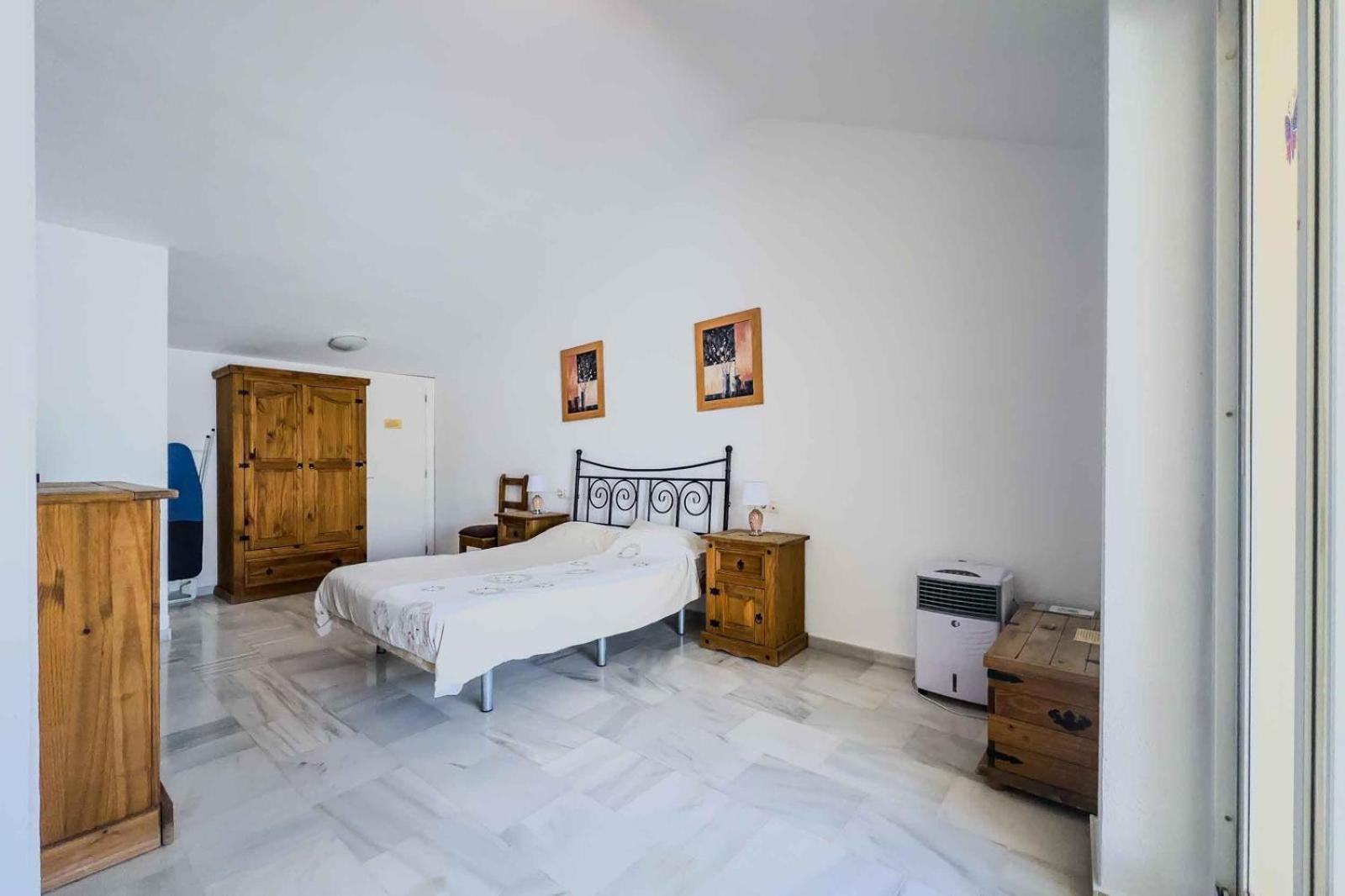 Charming 3-bed In * Fuengirola