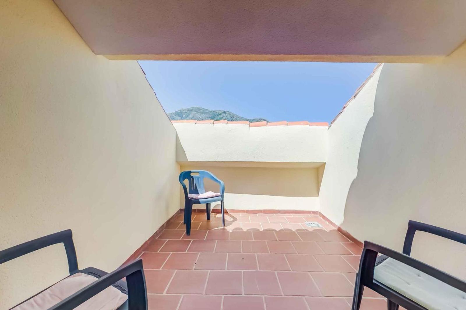 Apartment Charming 3-bed In Fuengirola