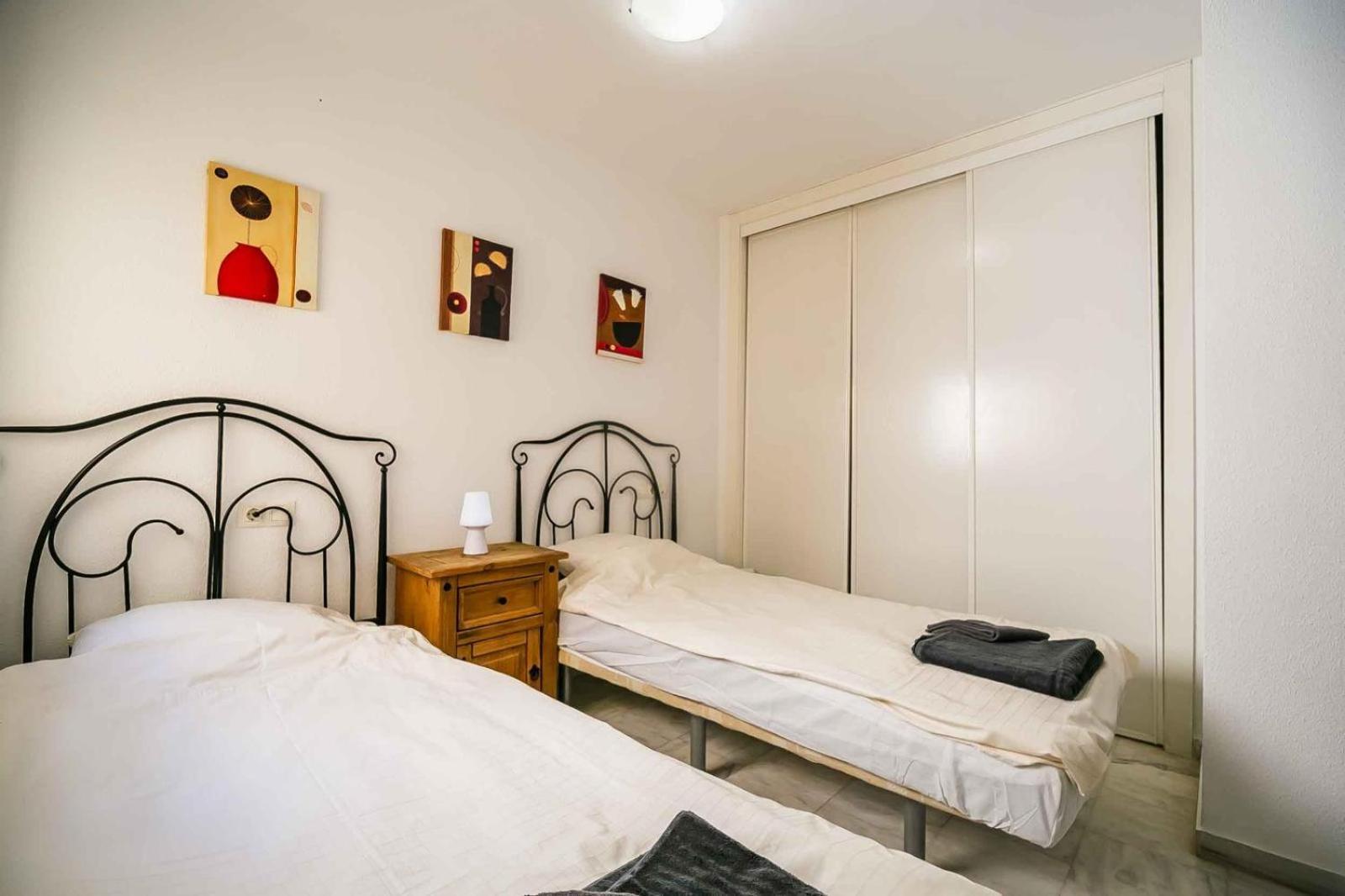 Charming 3-bed In Apartment *