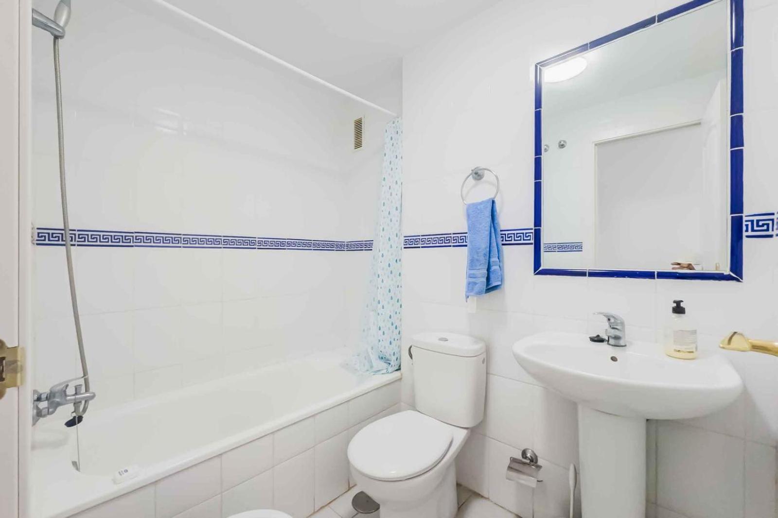 Charming 3-bed In Fuengirola