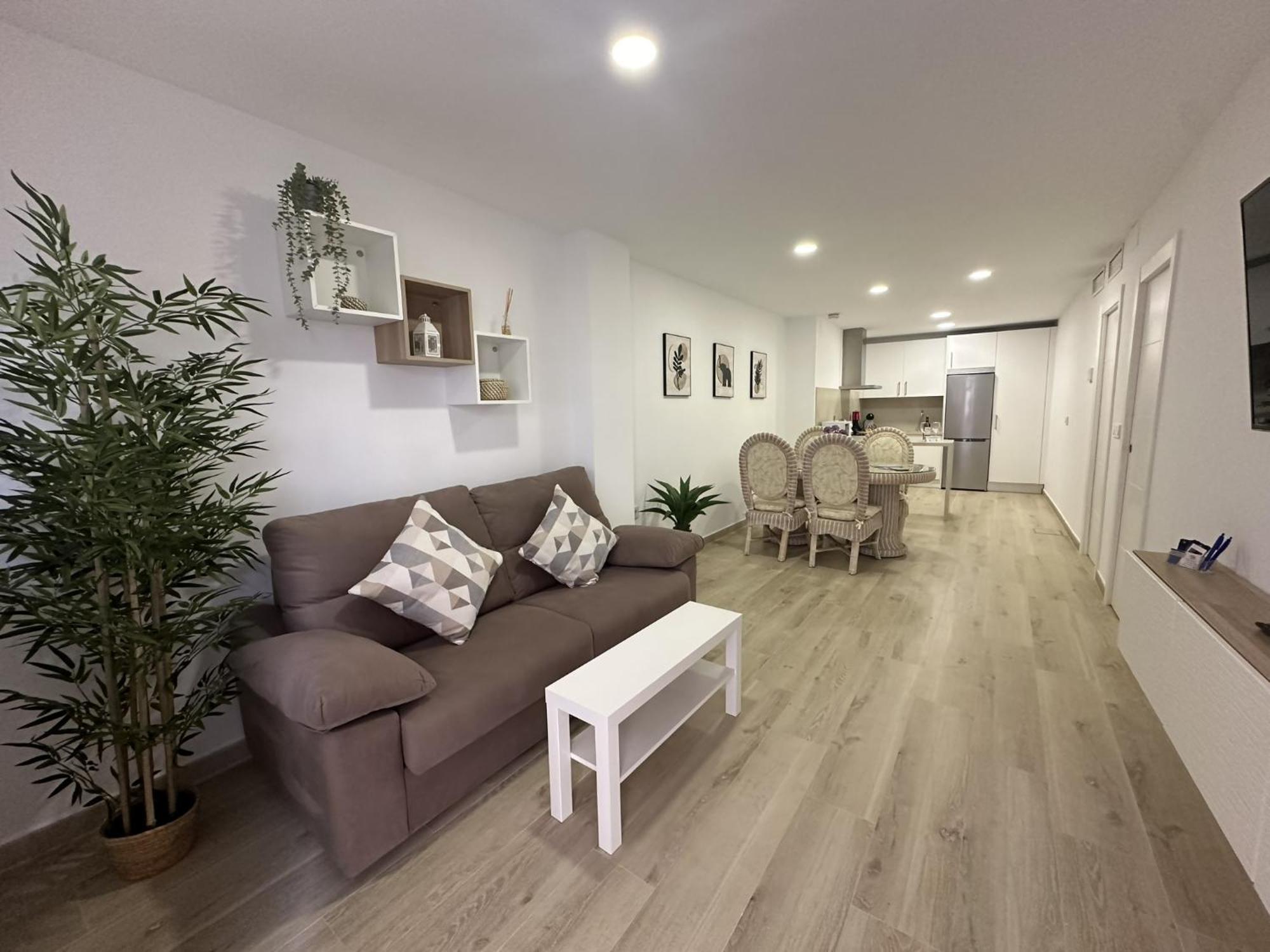 Apartamento A 100 Metros De La Playa En *