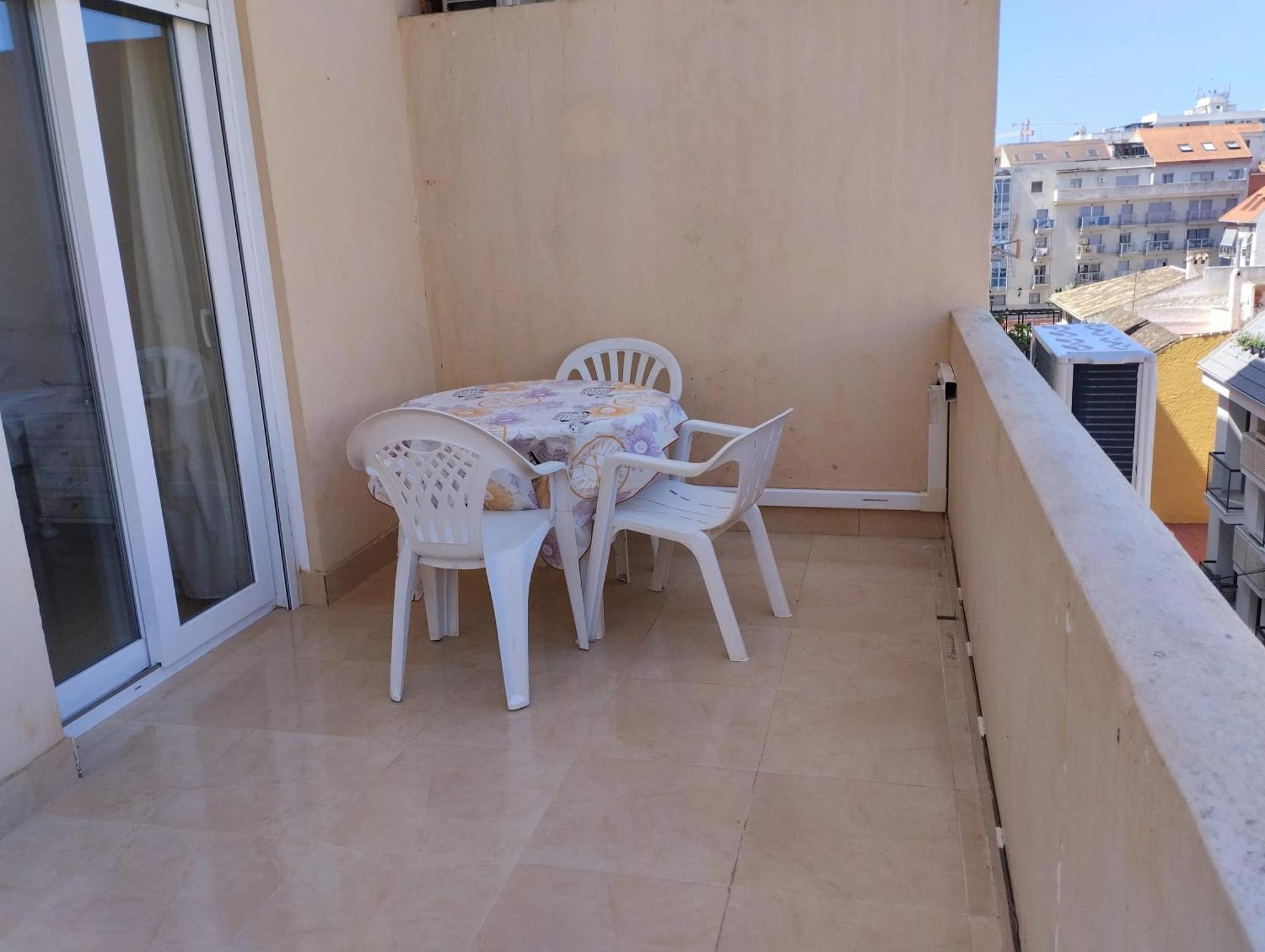 Spacious With Sea And Mountain Views In 95m² Apartment Fuengirola