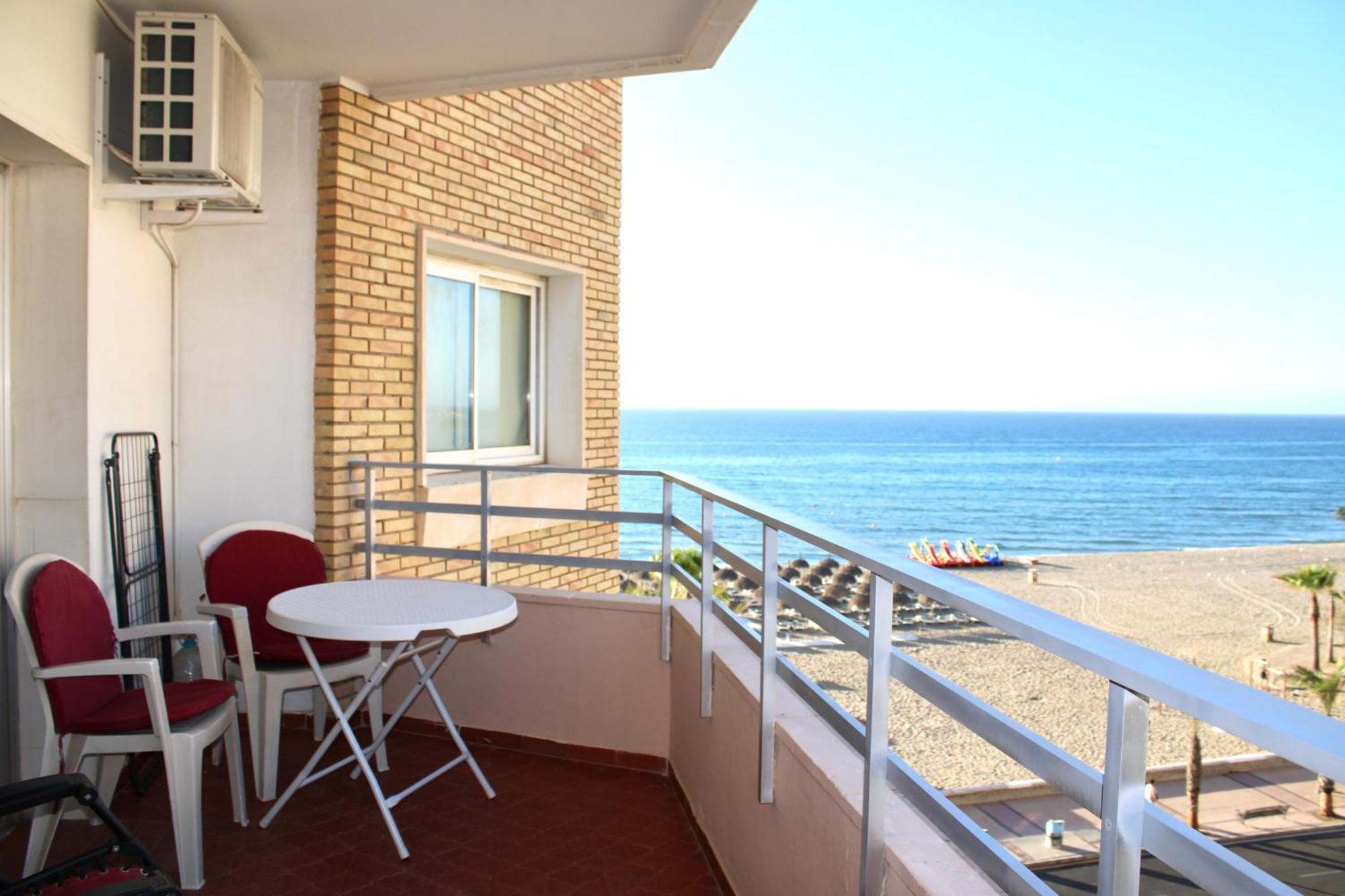 Ronda 3 Beachfront Apartment Fuengirola