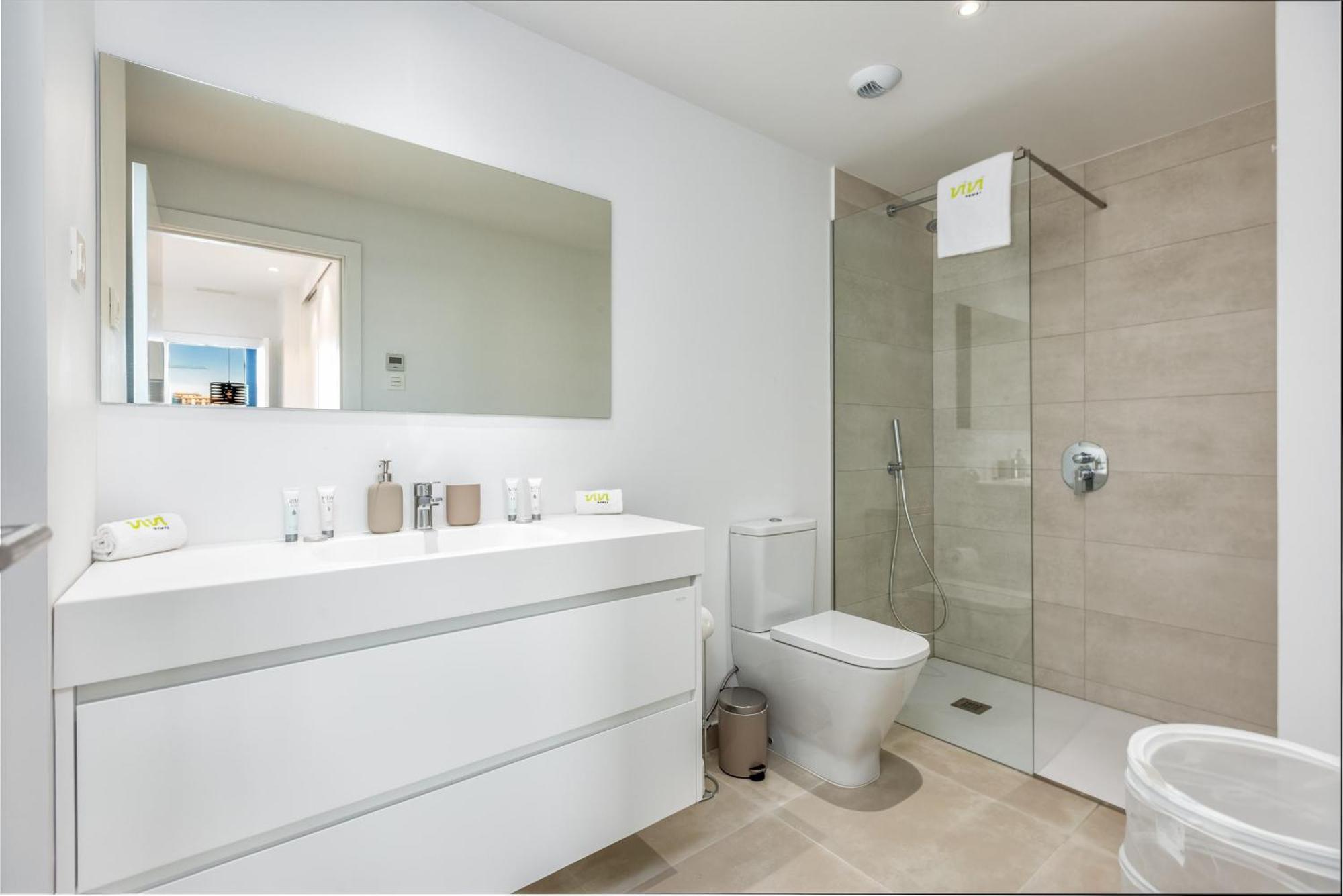 Vivi Homes - Carma Pool, Terrace, Garden &