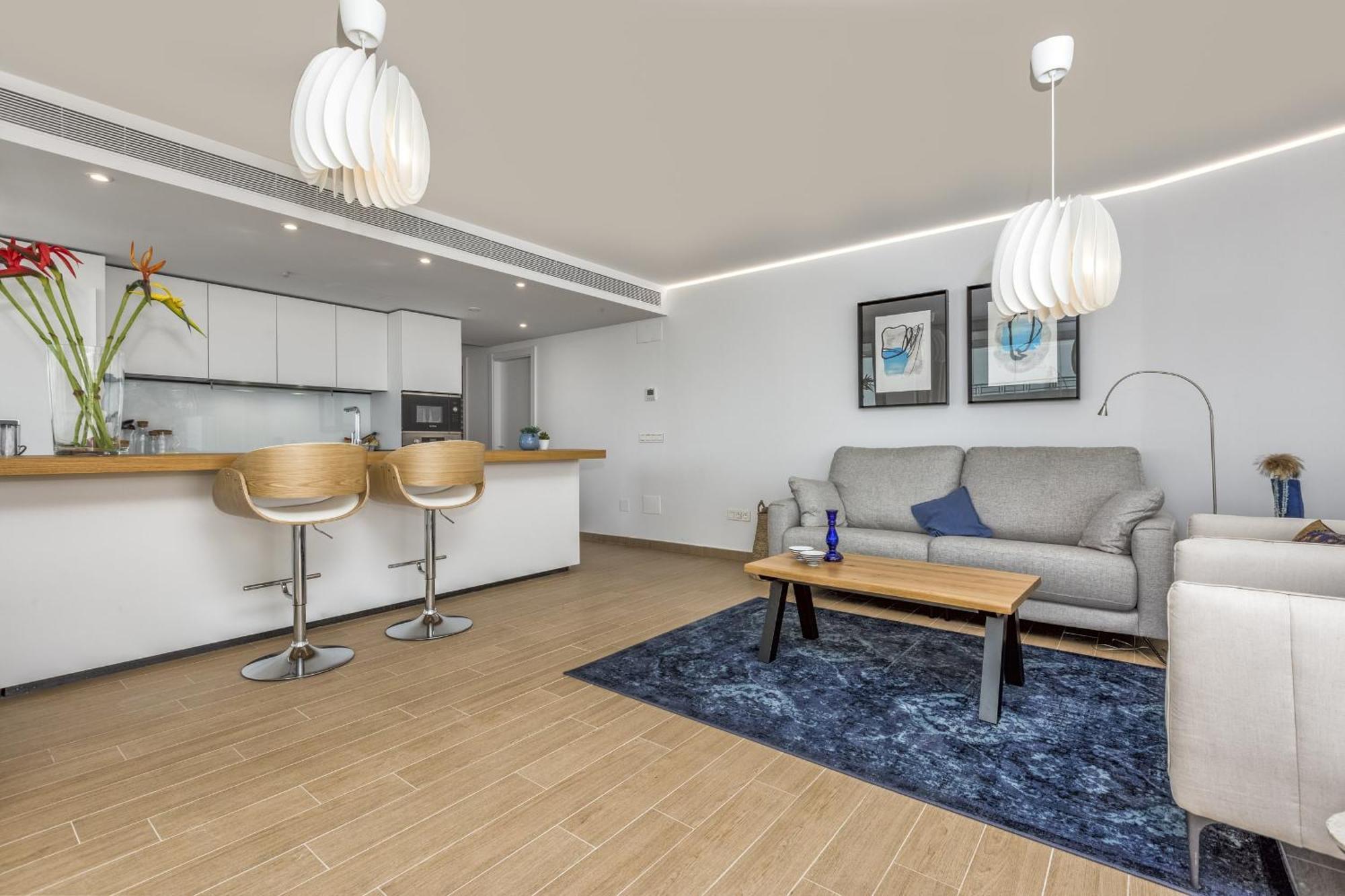 Vivi Homes - Azul Pool, Terrace & Sea View Apartamento Fuengirola