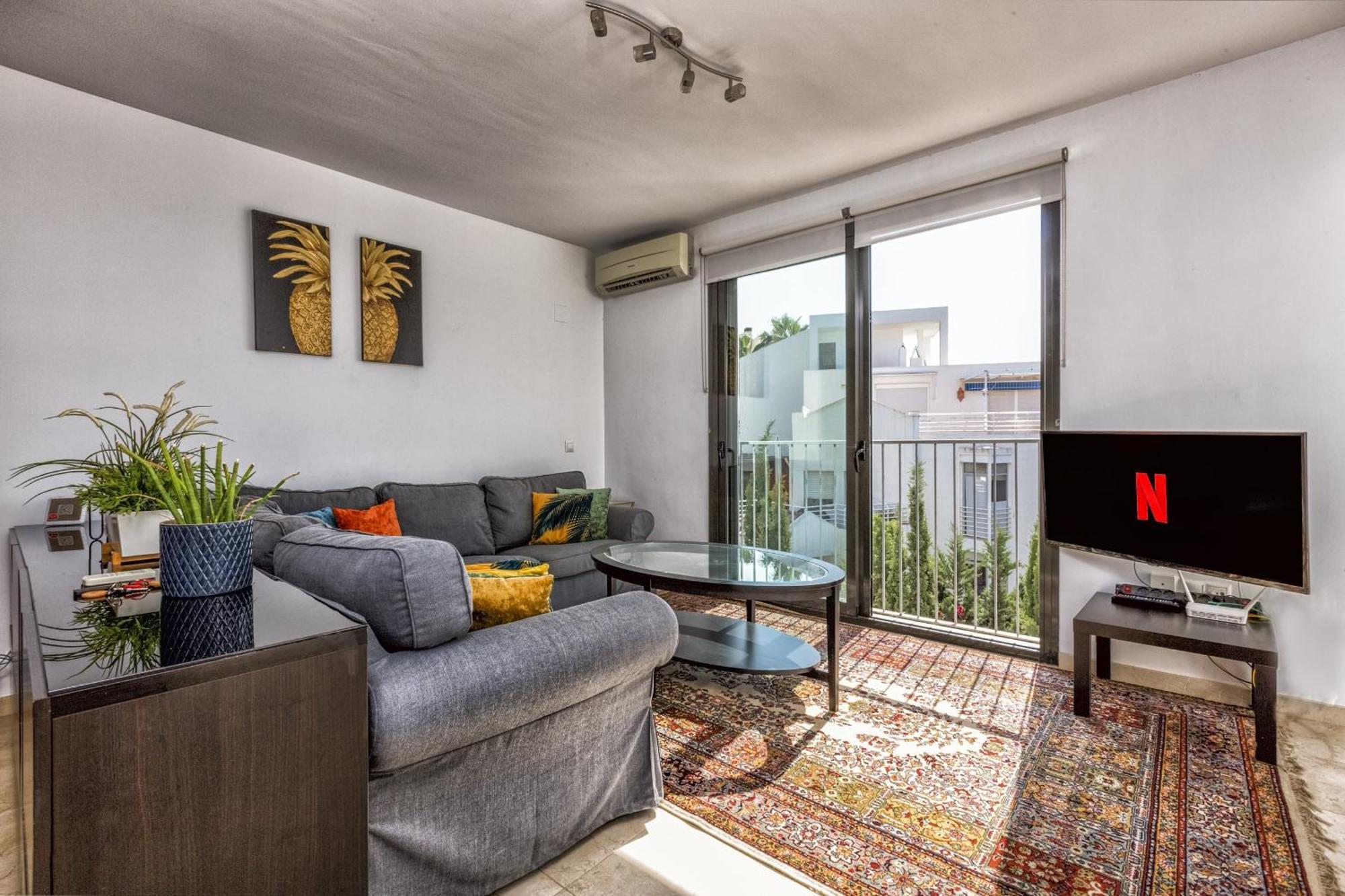 Vivi Homes - La Roca Pool, Terrace, Golf & Sea View * Fuengirola