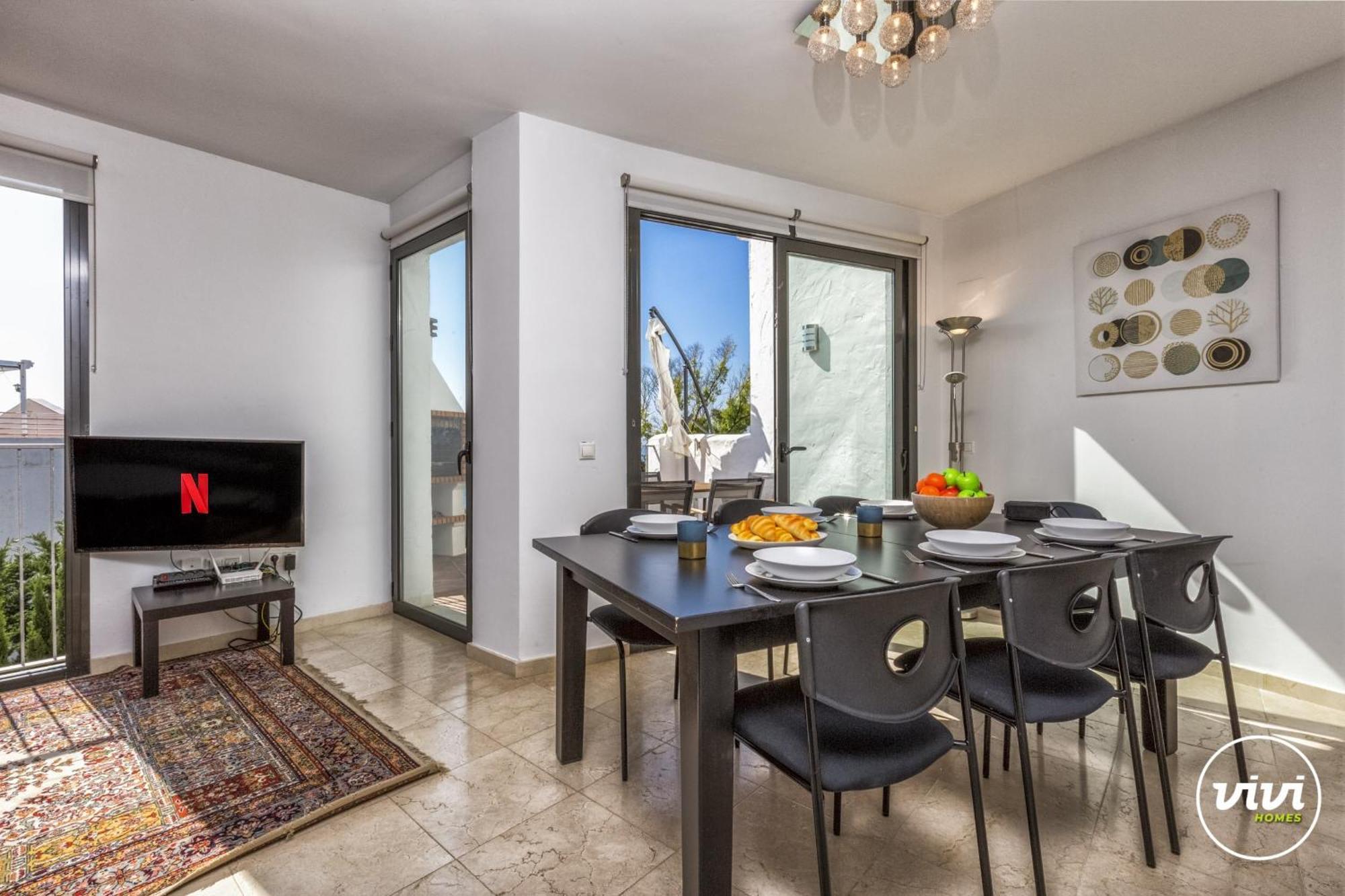 Vivi Homes - La Roca Pool, Terrace, Golf & Sea View Fuengirola