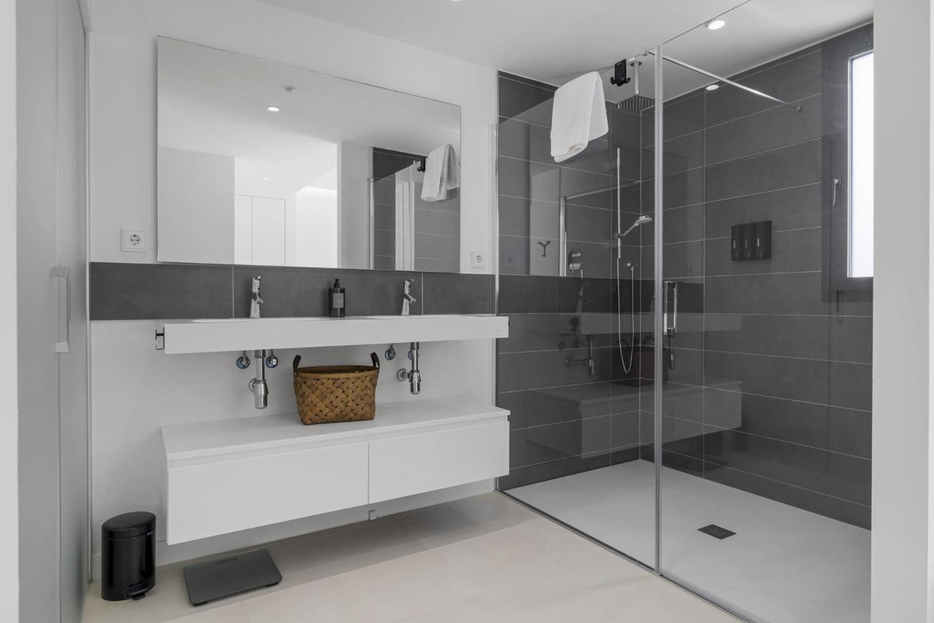 Vivi Homes - Rojo Bbq, Pool And Sea Views Apartment *