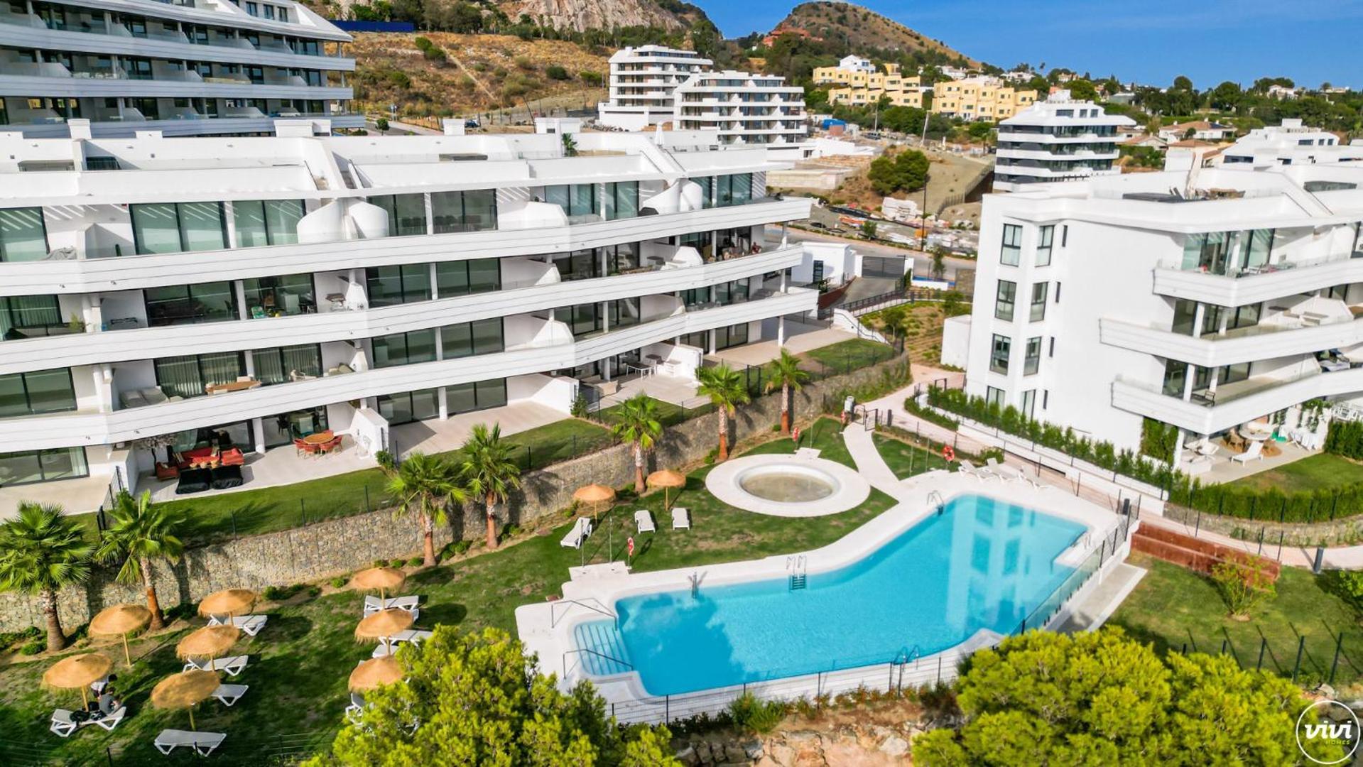Vivi Homes - Rojo Bbq, Pool And Sea Views Apartment
