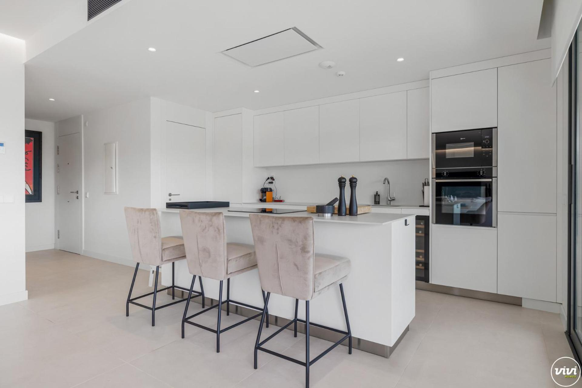 Vivi Homes - Rojo Bbq, Pool And Sea Views Apartment