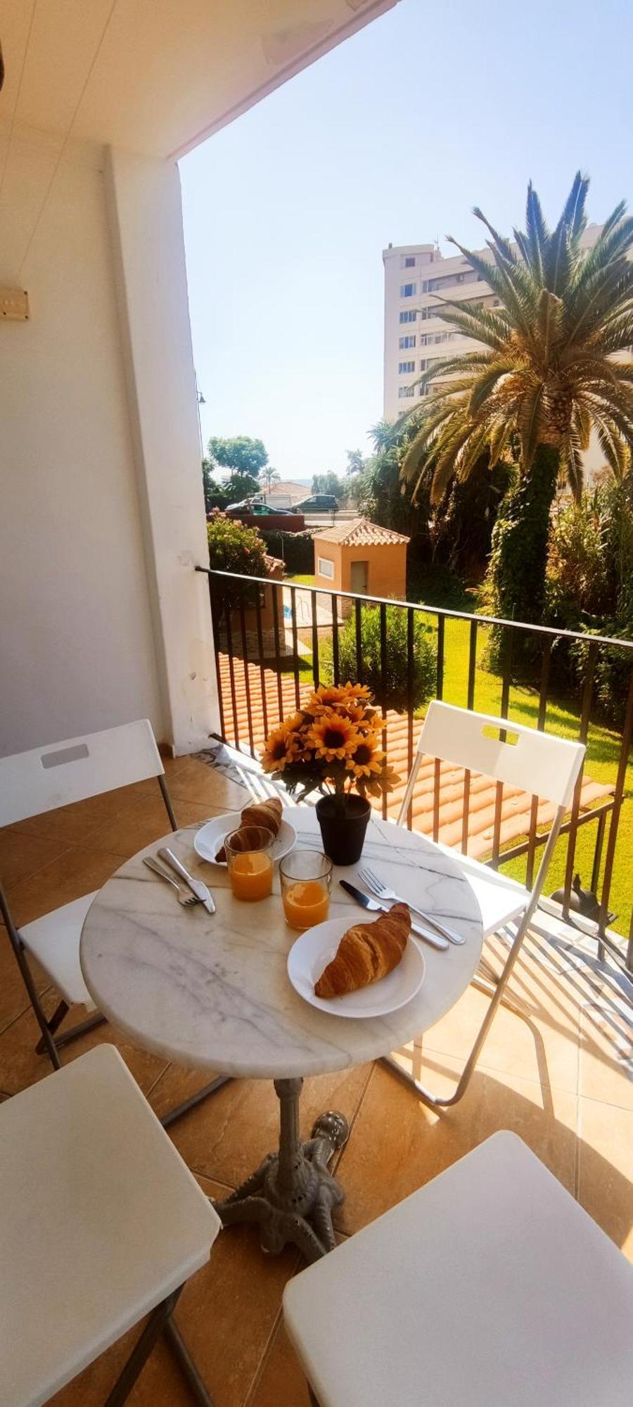 Relajate Cerca Del Mar, Con Vistas A Termas Romanas Fuengirola