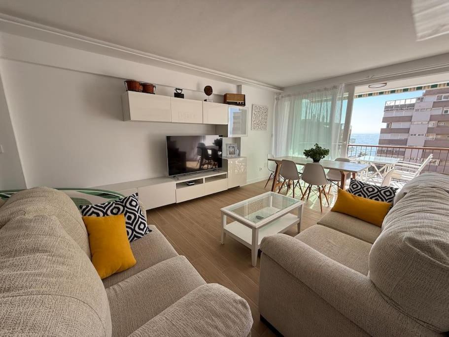 Piso En Carvajal, Segunda Linea De Playa Apartment