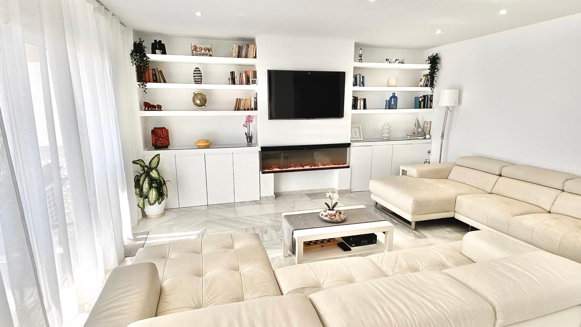 Apartment 3d - *