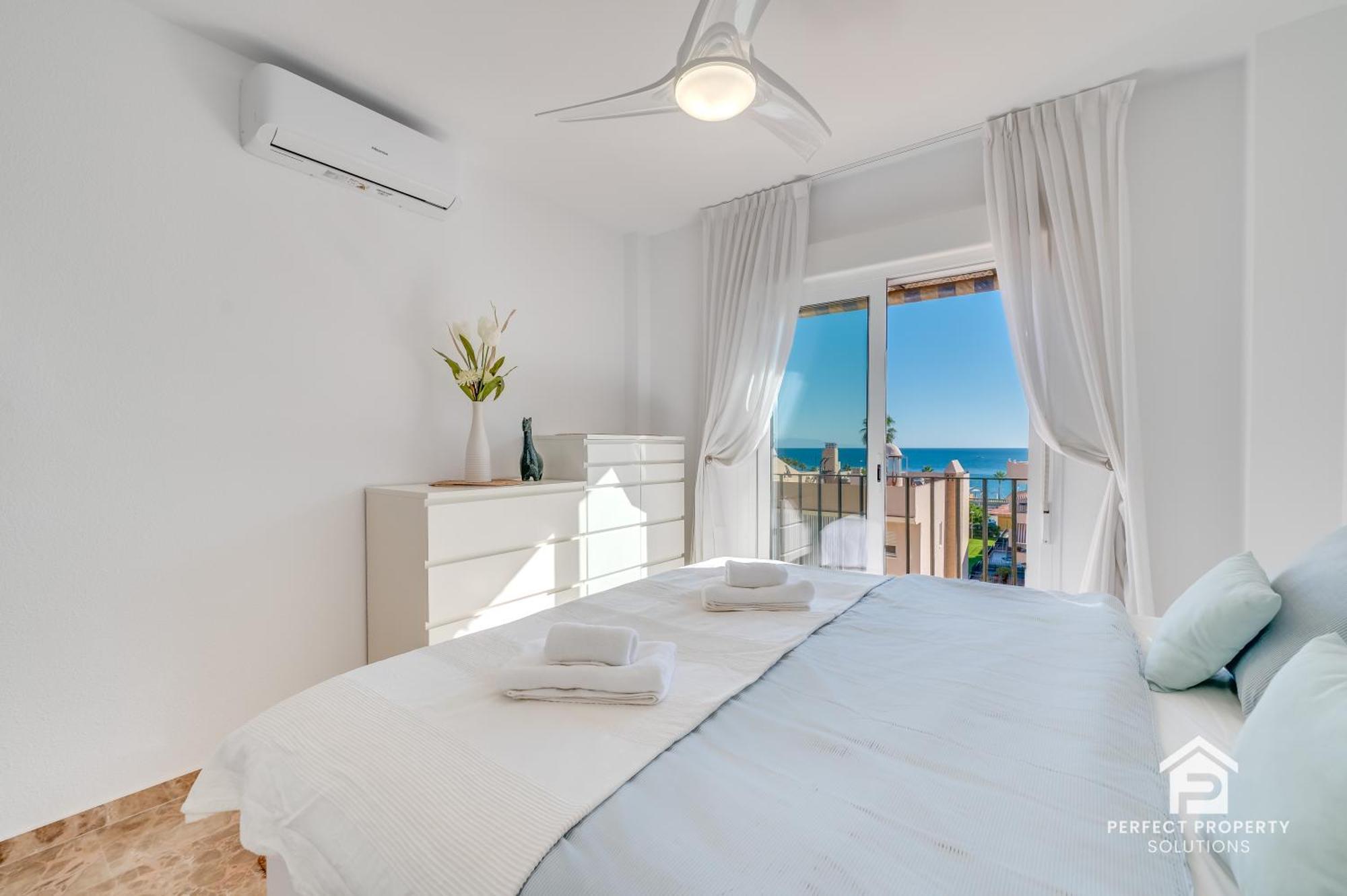 Castillo By Sea View Apartment