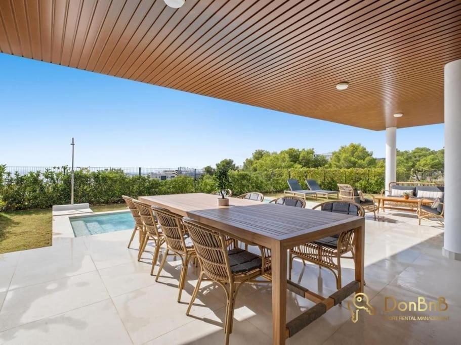 Con Jardin Y Piscina Privada En Higueron West Apartment