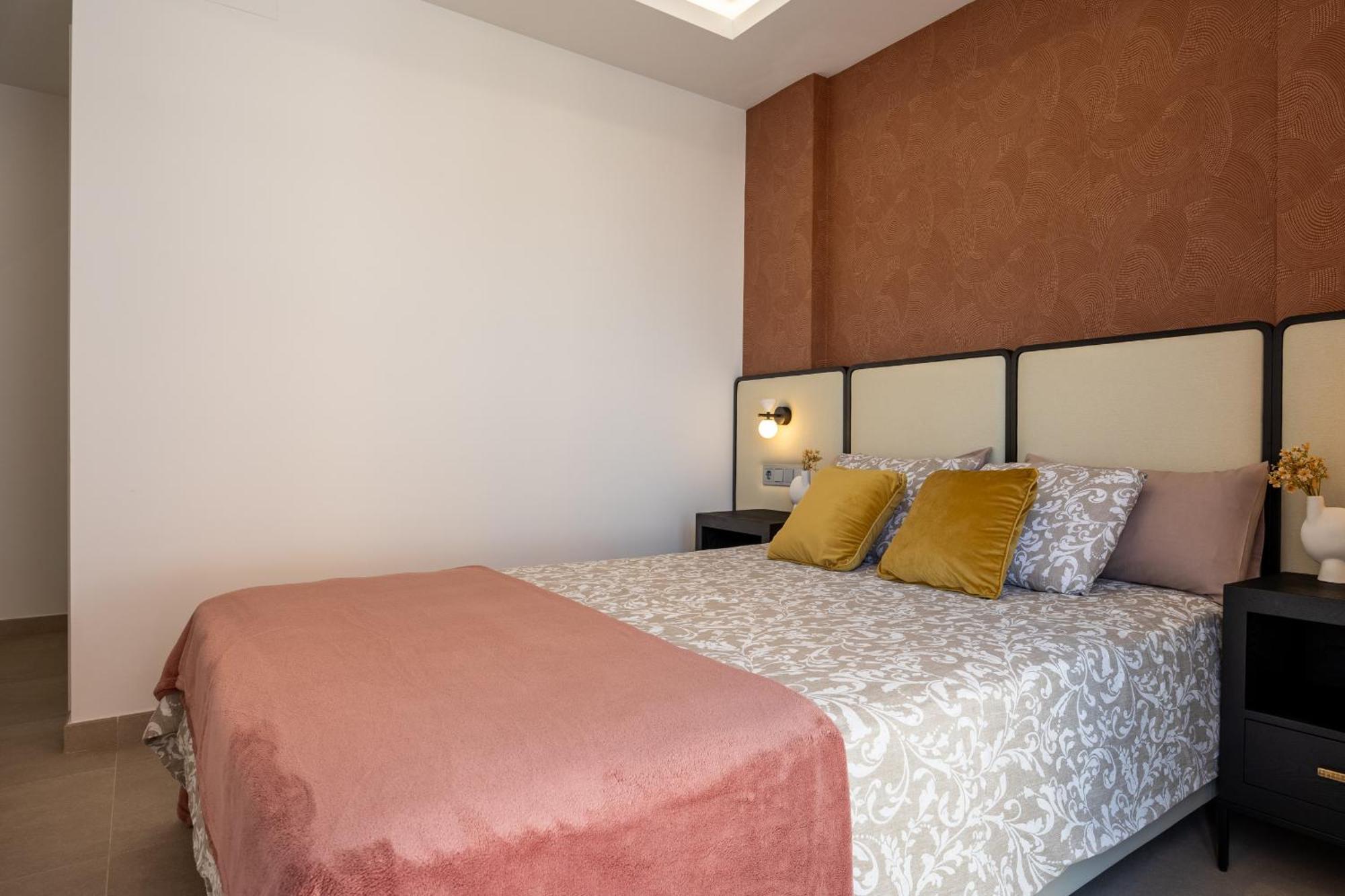 Atico Avenida Edf. Cayetana Apartment