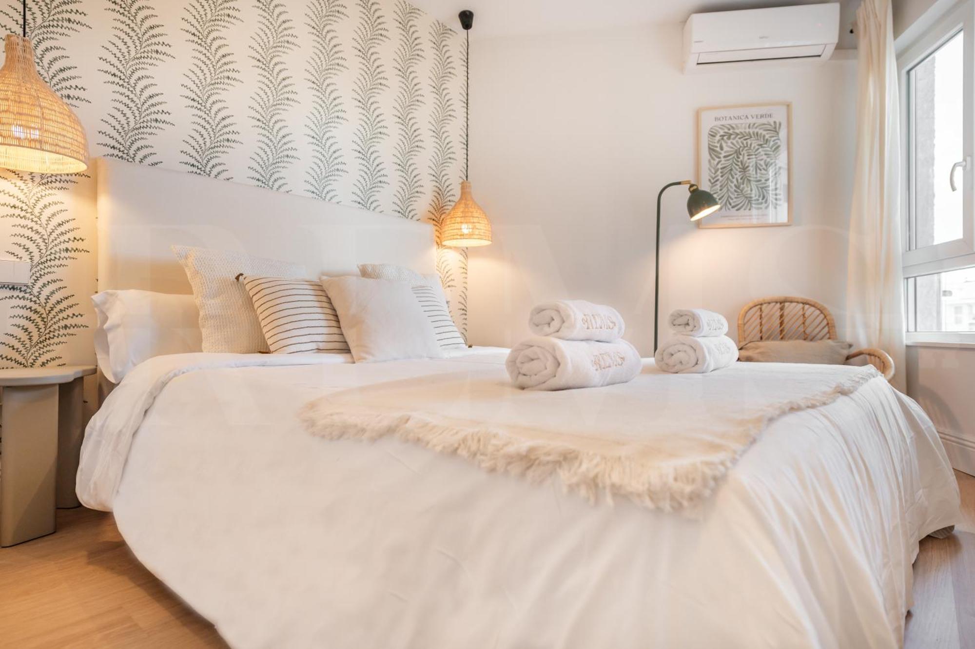 With Balcony, Close To The By Rems * Fuengirola