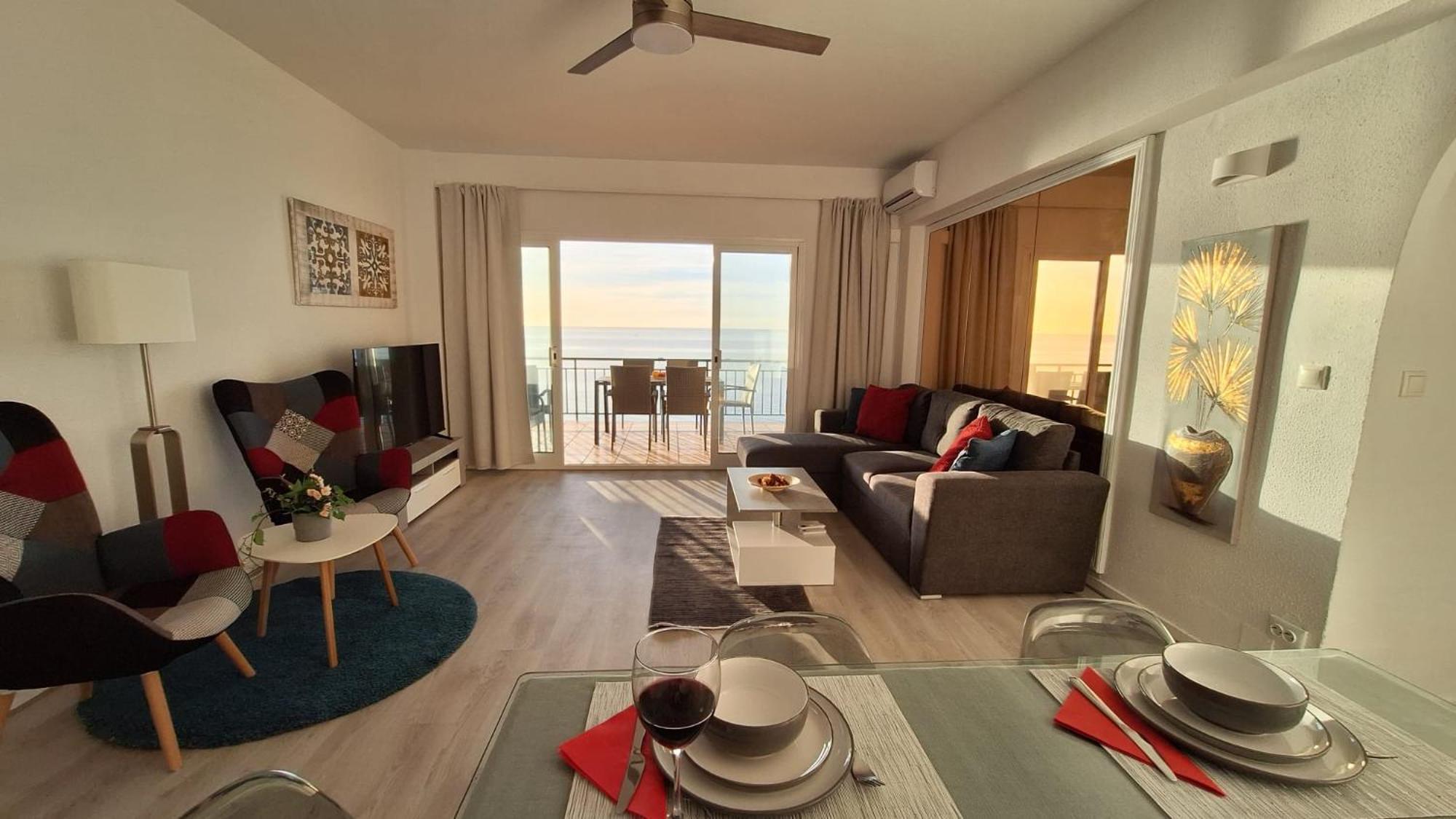 Front Sea View 10th In Fuengirola