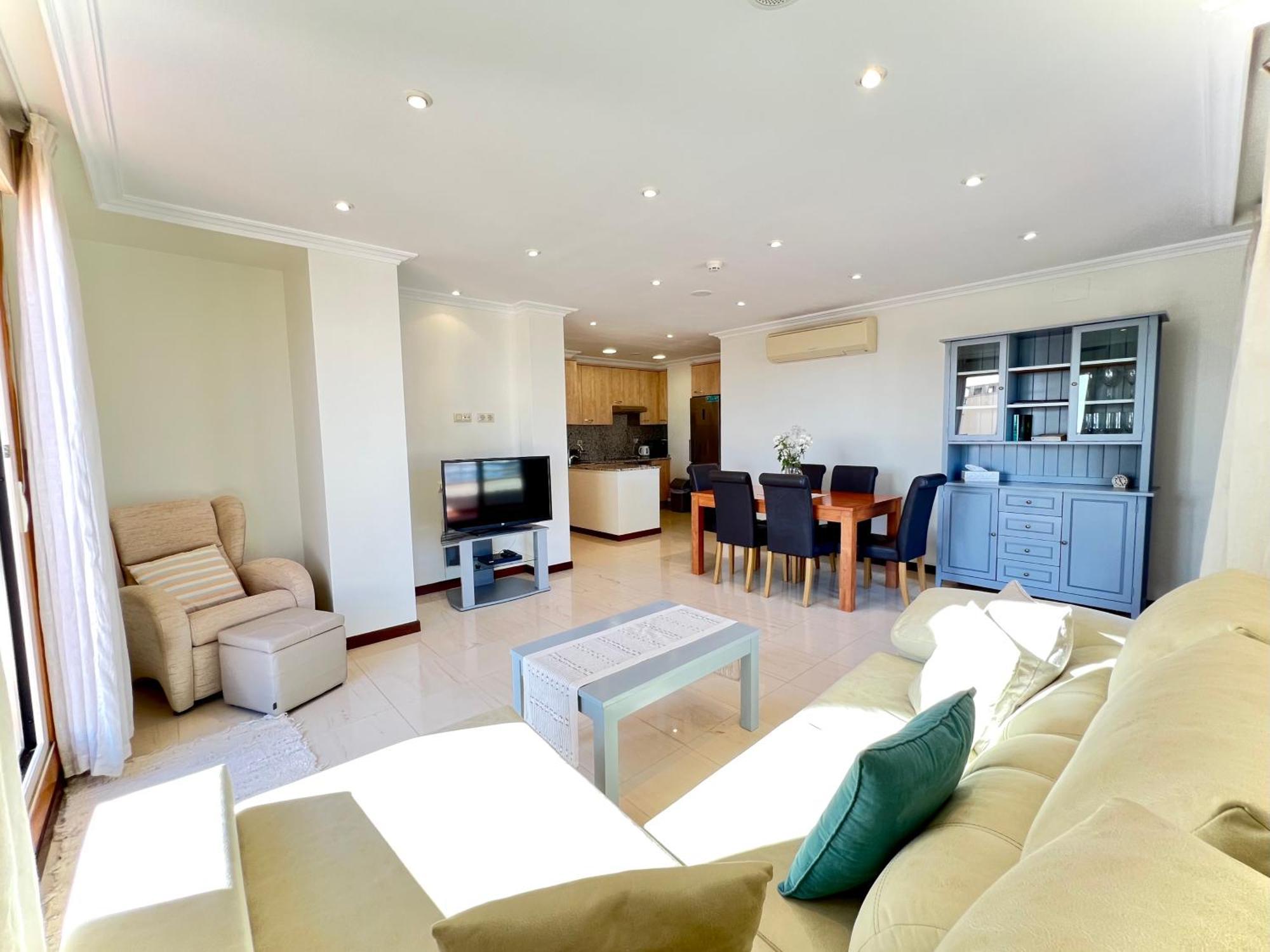 Apartment Mediterraneo Real And Pool Penthouse