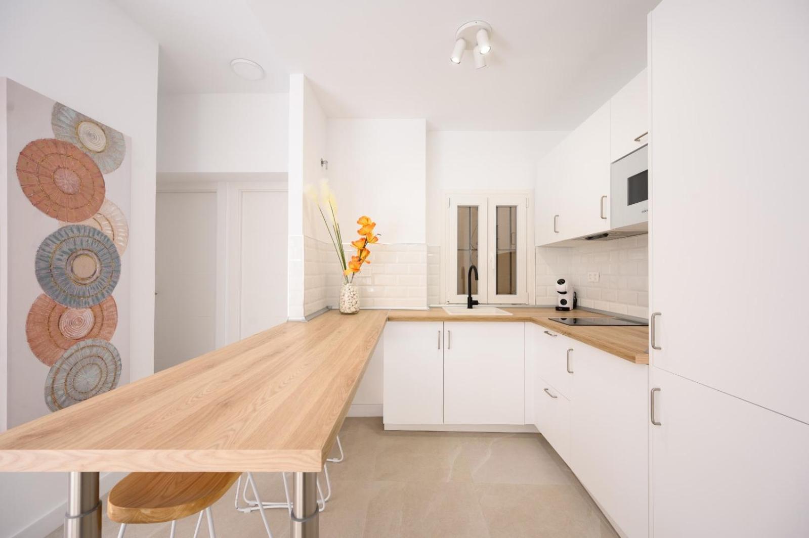 La Paz By 10tosea Apartment