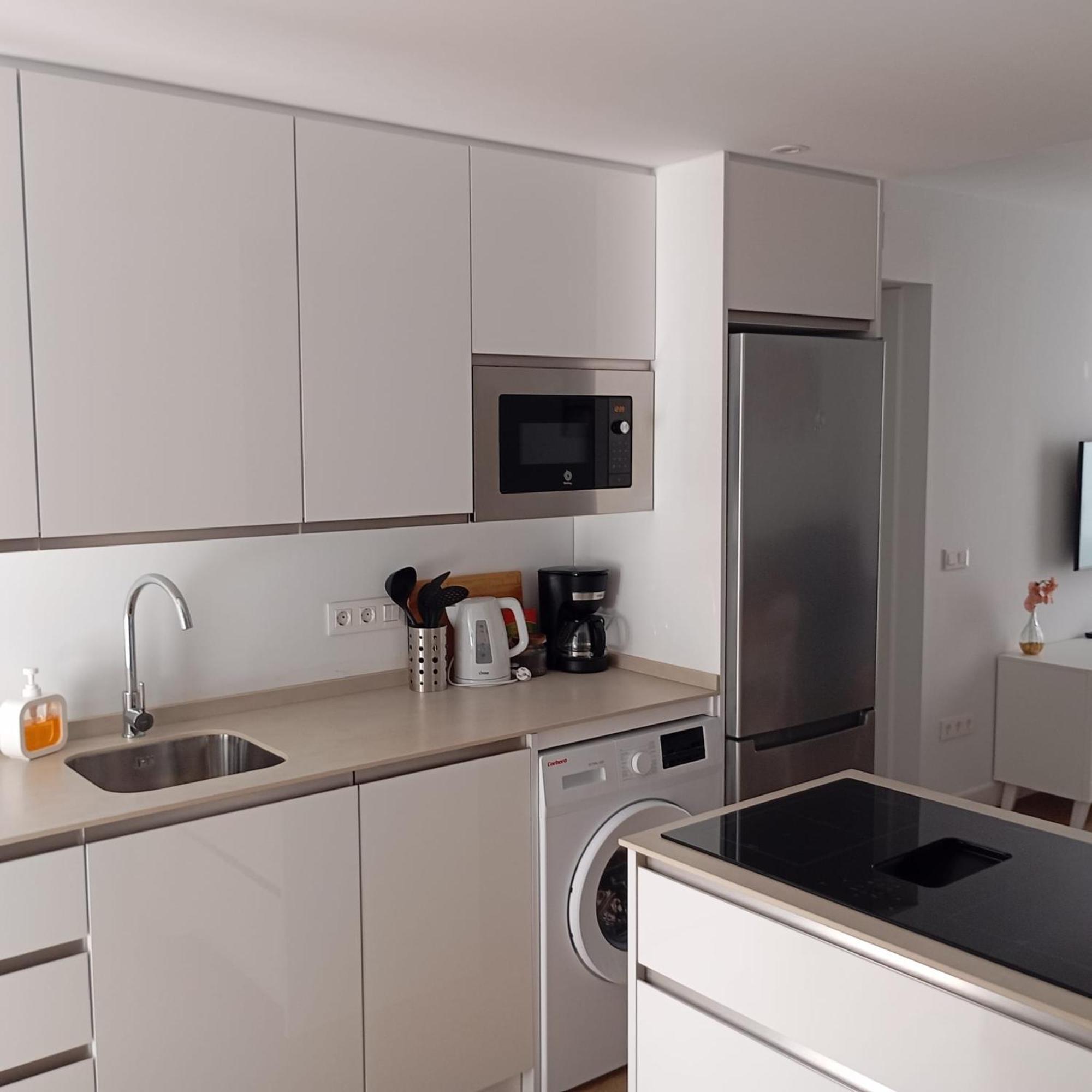Novamar Apartamentos, Independientes Con Terraza, Dos Dormitorios, Salon Y Cocina Independiente, Ubicados En Centro De Y A La Playa, Wifi De Alta Velocidad Appartement