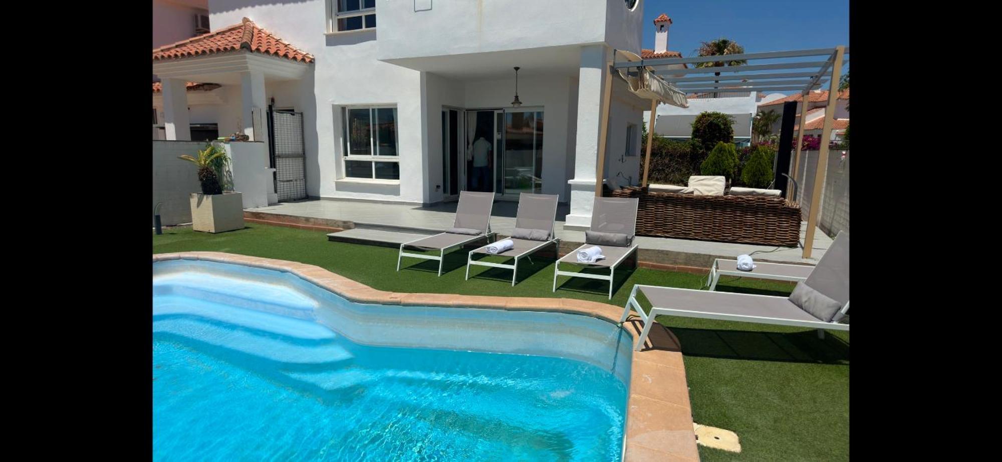 Cosy With Private Pool Fuengirola