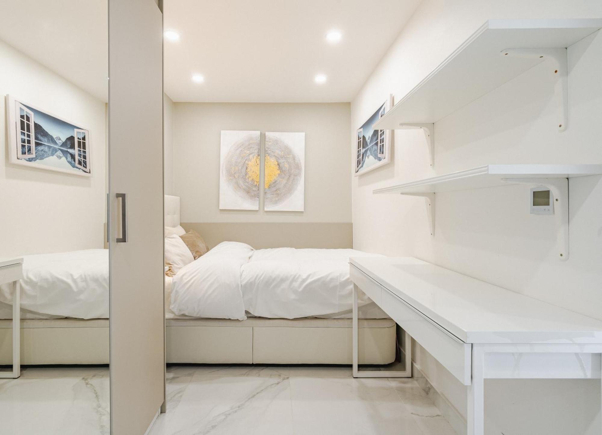 Bella Vista - Modern Private With 5 Bedrooms, Divided Into 2 Apartments, Sea View, And Pool