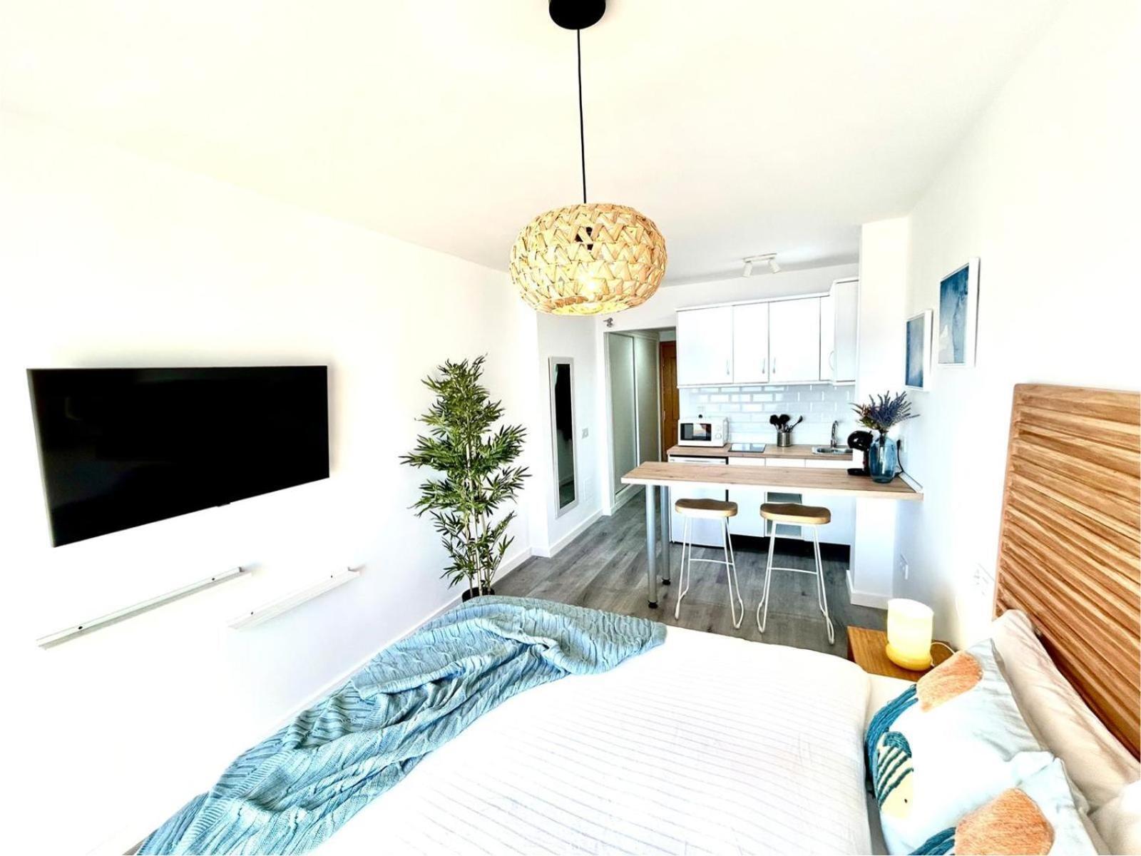 Stella Maris - Amazing Frontal Sea Views With Pool & Terrace By 10tosea * Fuengirola