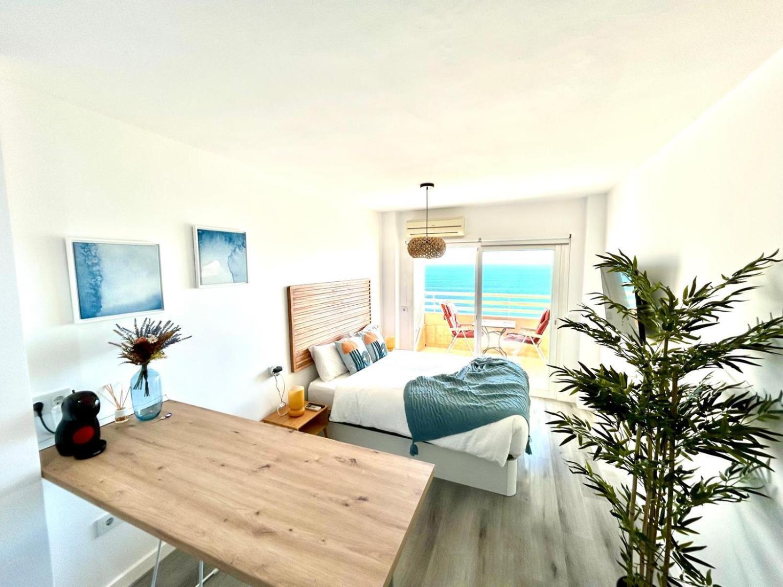 Stella Maris - Amazing Frontal Sea Views With Pool & Terrace By 10tosea Apartment