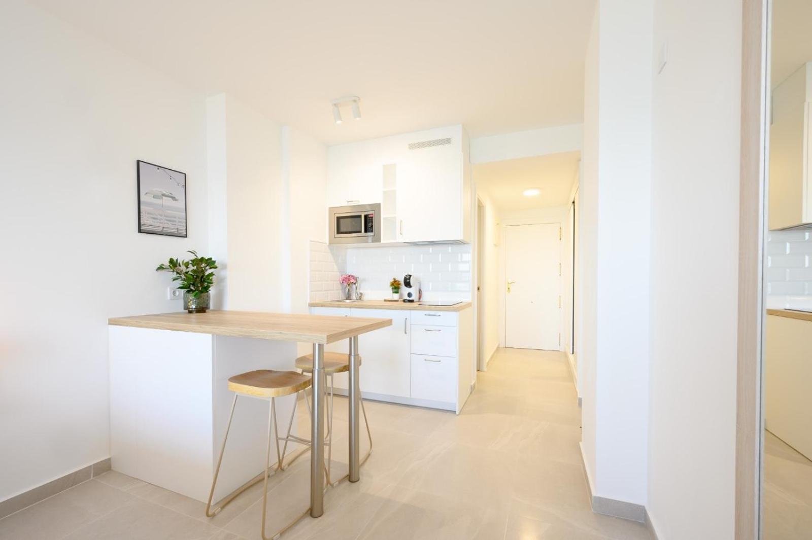 Apartment Stella Maris - Amazing Frontal Sea Views With Pool & Terrace By 10tosea Fuengirola