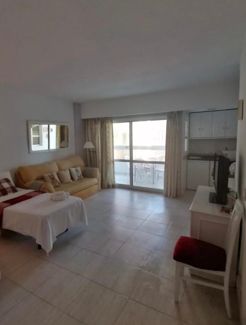 Flat In Pyr * Fuengirola