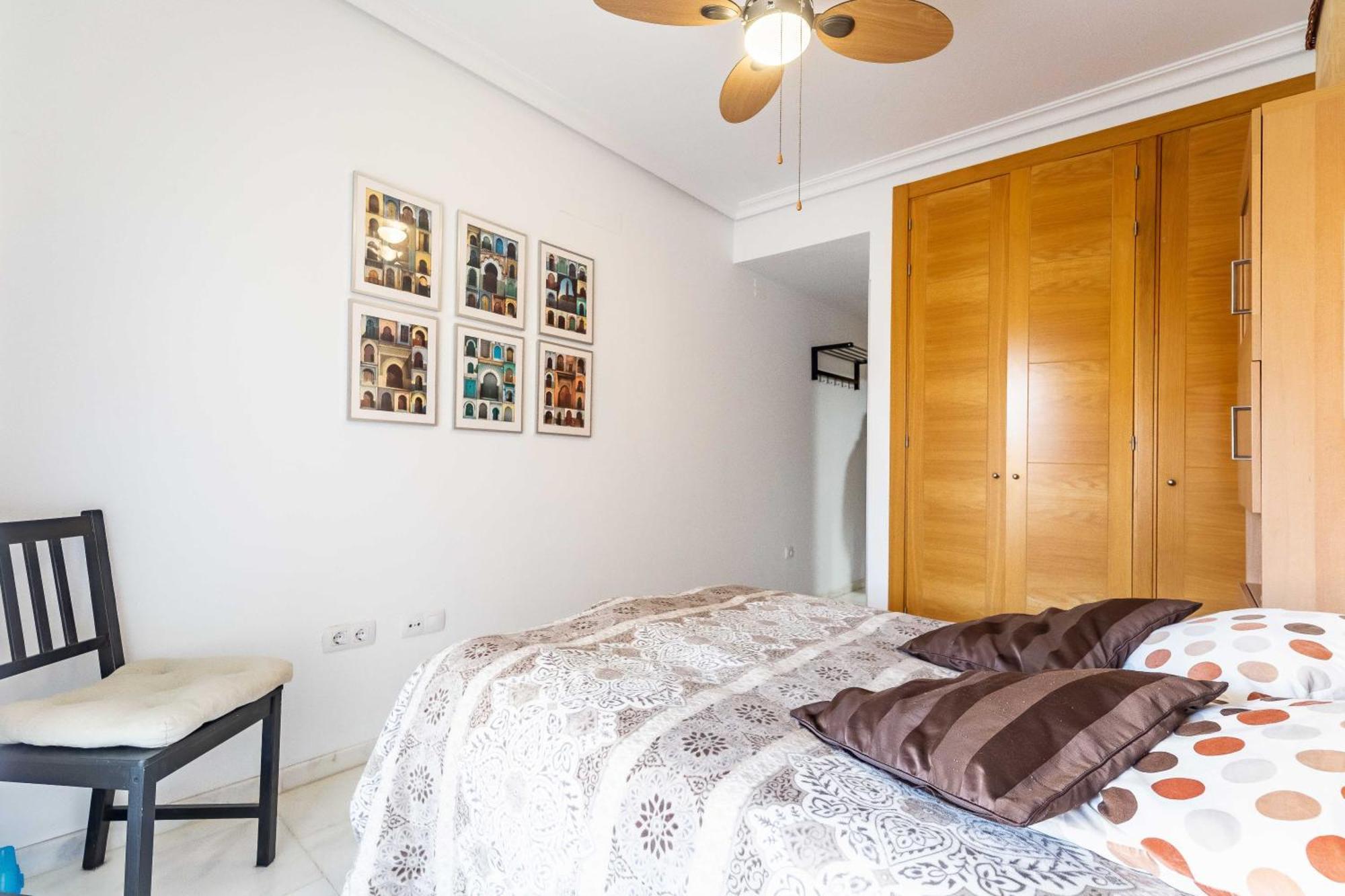 Con Amplia Terraza En Apartment Fuengirola