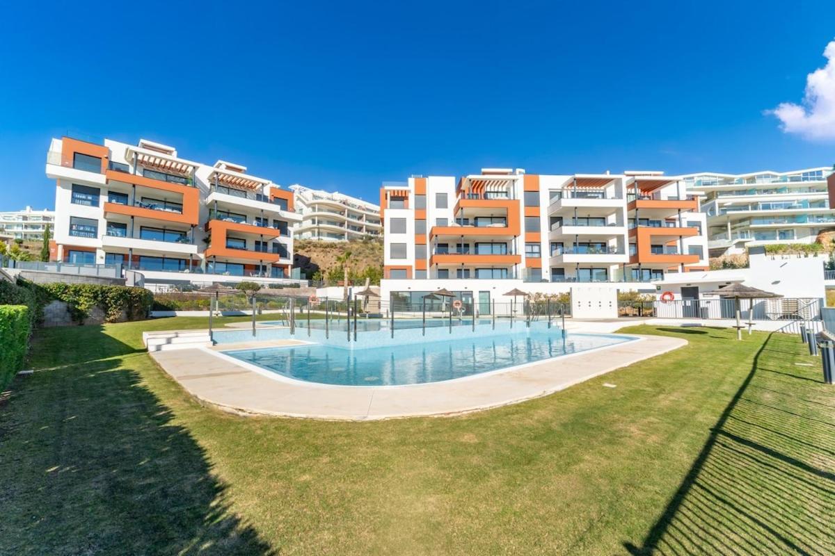 Apartment Stunning Penthouse -private Pool Fuengirola