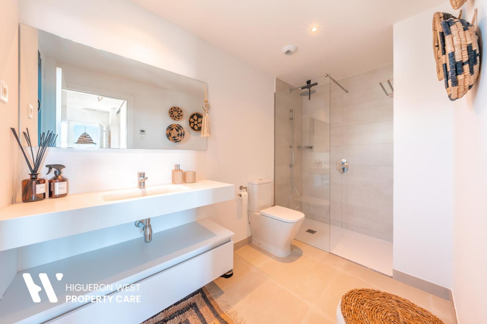 Higueron West Collection - La Costavale By Hwpc