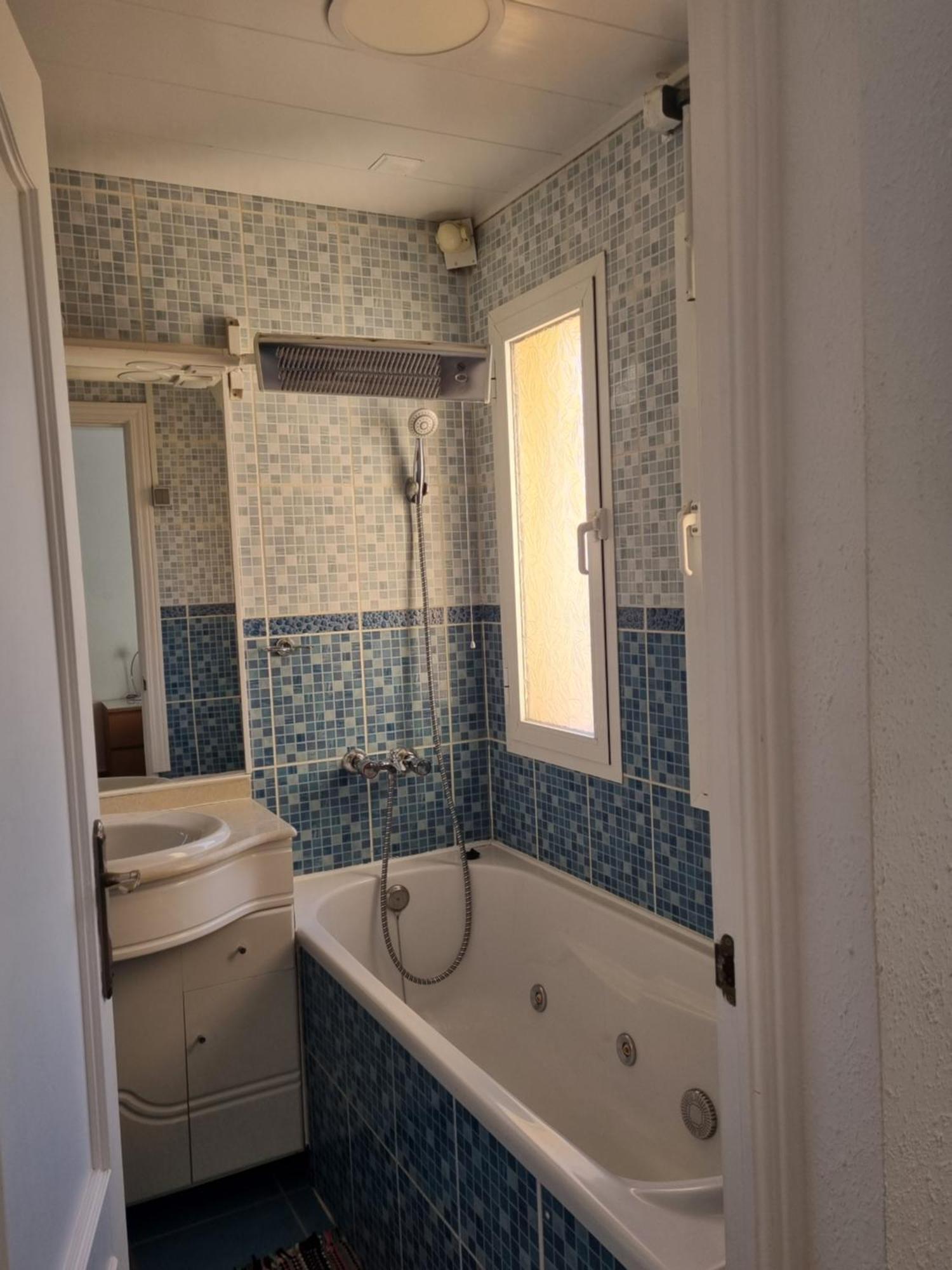 Hostel Cozy, Comfotable