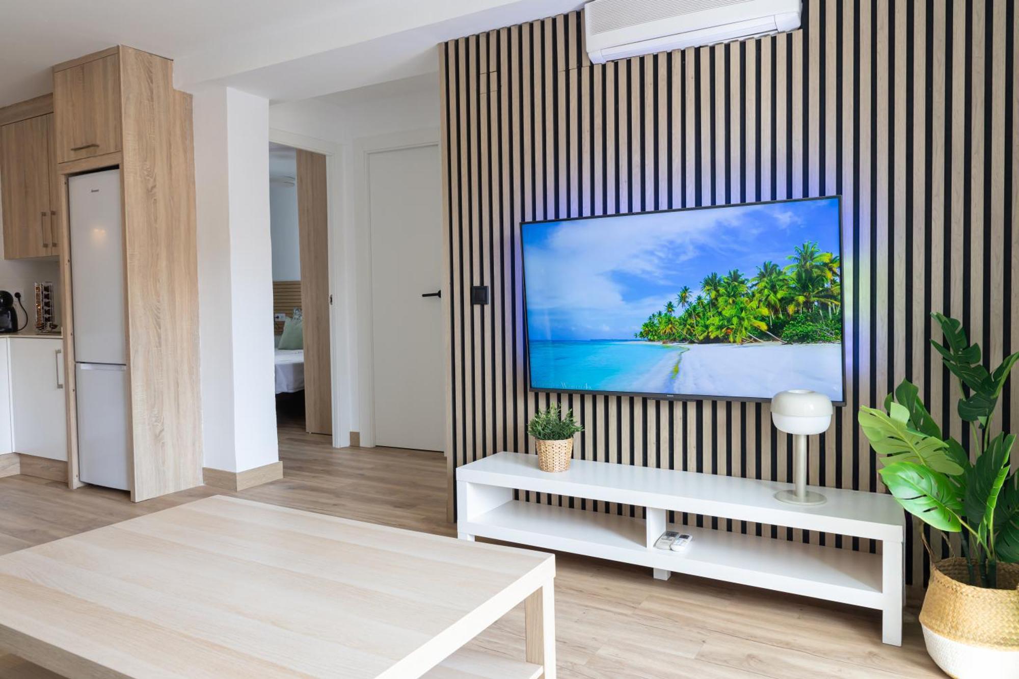 Mrs Piso Playa Y Centro Con Terraza Apartment *